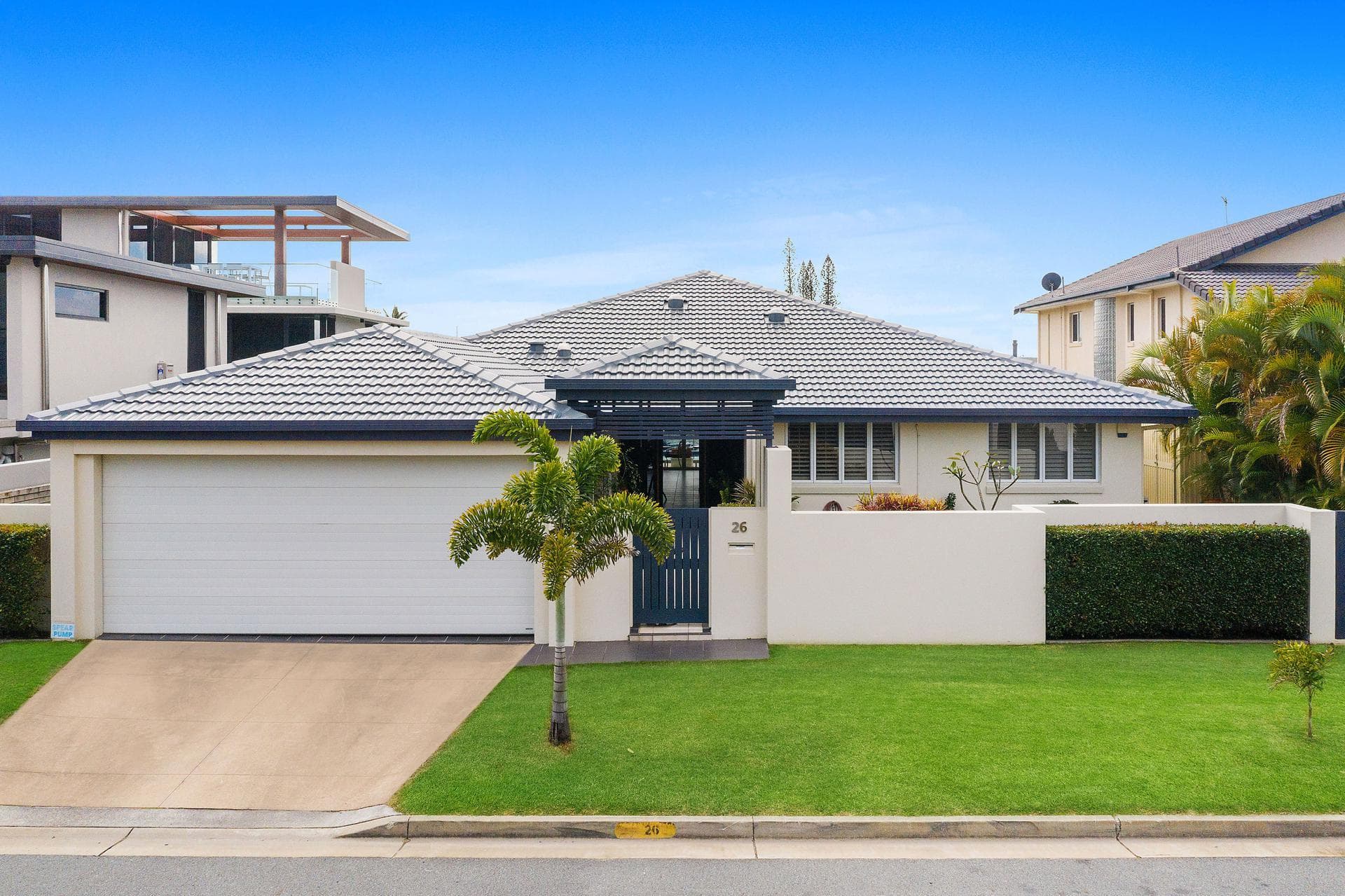 26 Bulolo  Avenue, Runaway Bay, QLD, 4216, Runaway Bay - Thumbnail 4