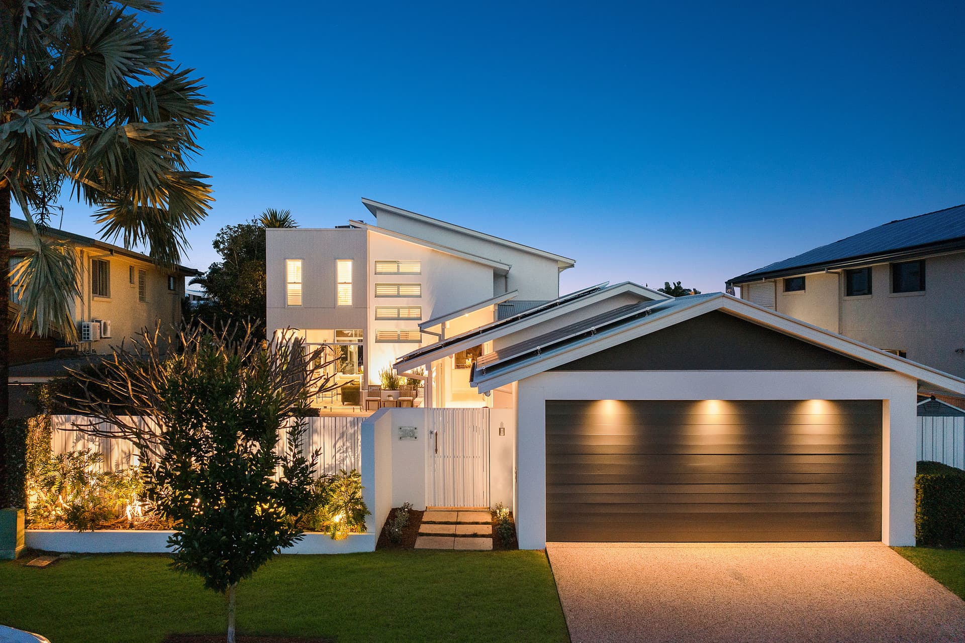 10 Platypus Avenue, Sorrento, QLD, 4217, Sorrento - Thumbnail 3