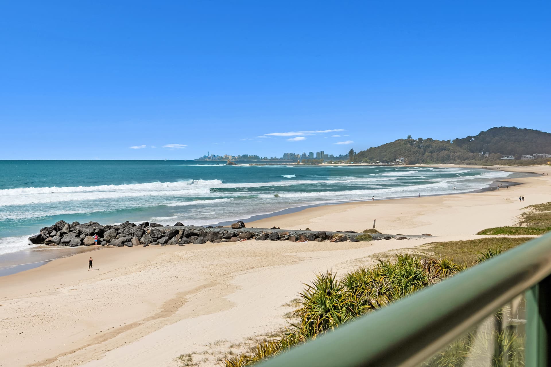 2/209 Jefferson Lane, Palm Beach, QLD, 4221, Palm Beach - Thumbnail 2