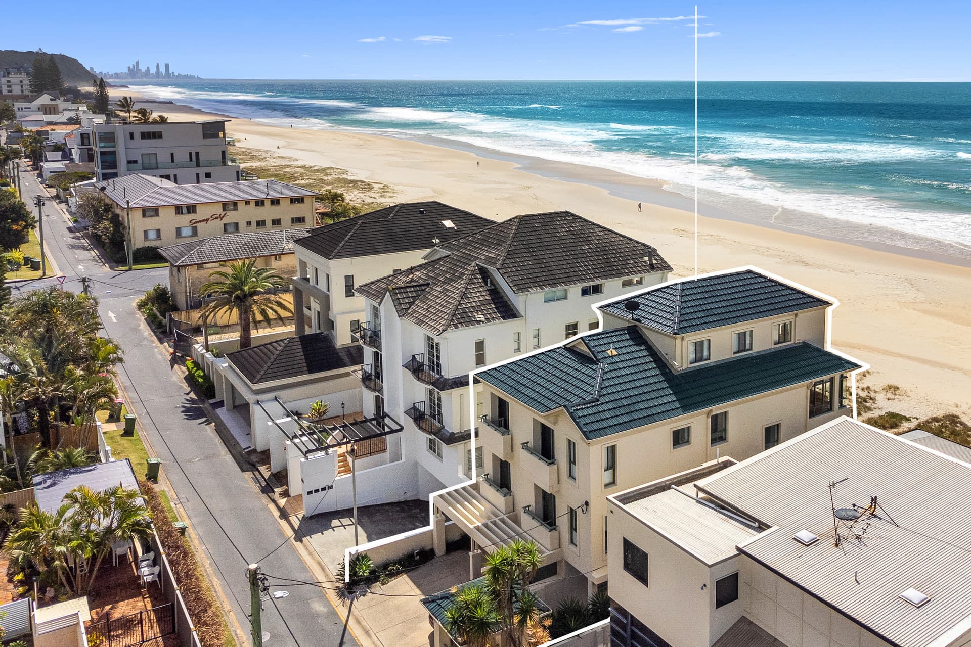 2/209 Jefferson Lane, Palm Beach, QLD, 4221, Palm Beach - Thumbnail 5