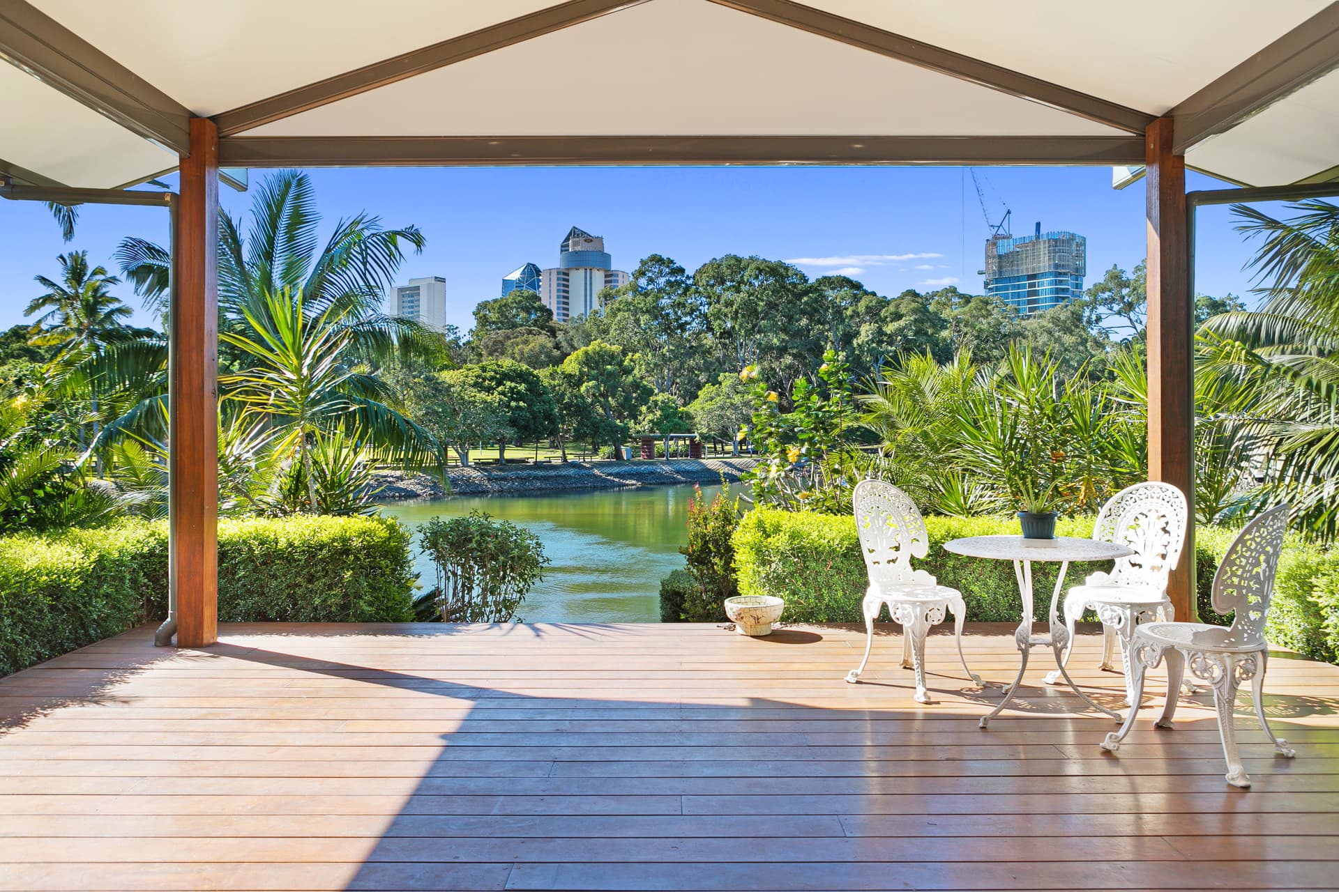 74-76 Savoy Drive, Broadbeach Waters, QLD, 4218, Broadbeach Waters - Thumbnail 2