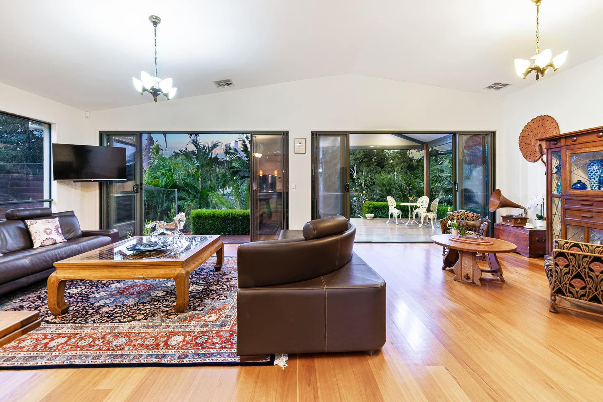 74-76 Savoy Drive, Broadbeach Waters, QLD, 4218, Broadbeach Waters - Thumbnail 4