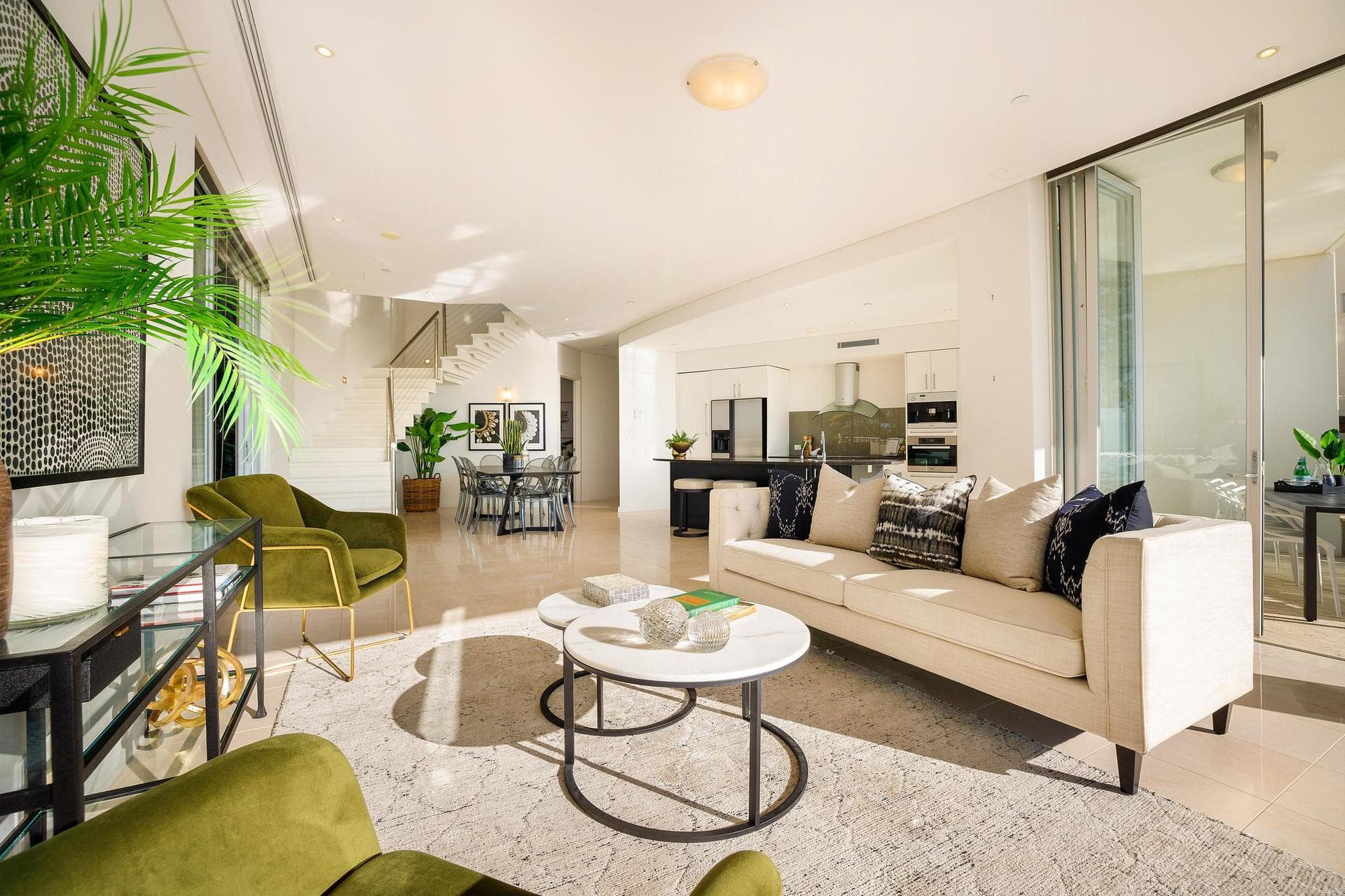 4/5-9 Broadbeach Boulevard, Broadbeach, QLD, 4218, Broadbeach - Thumbnail 2