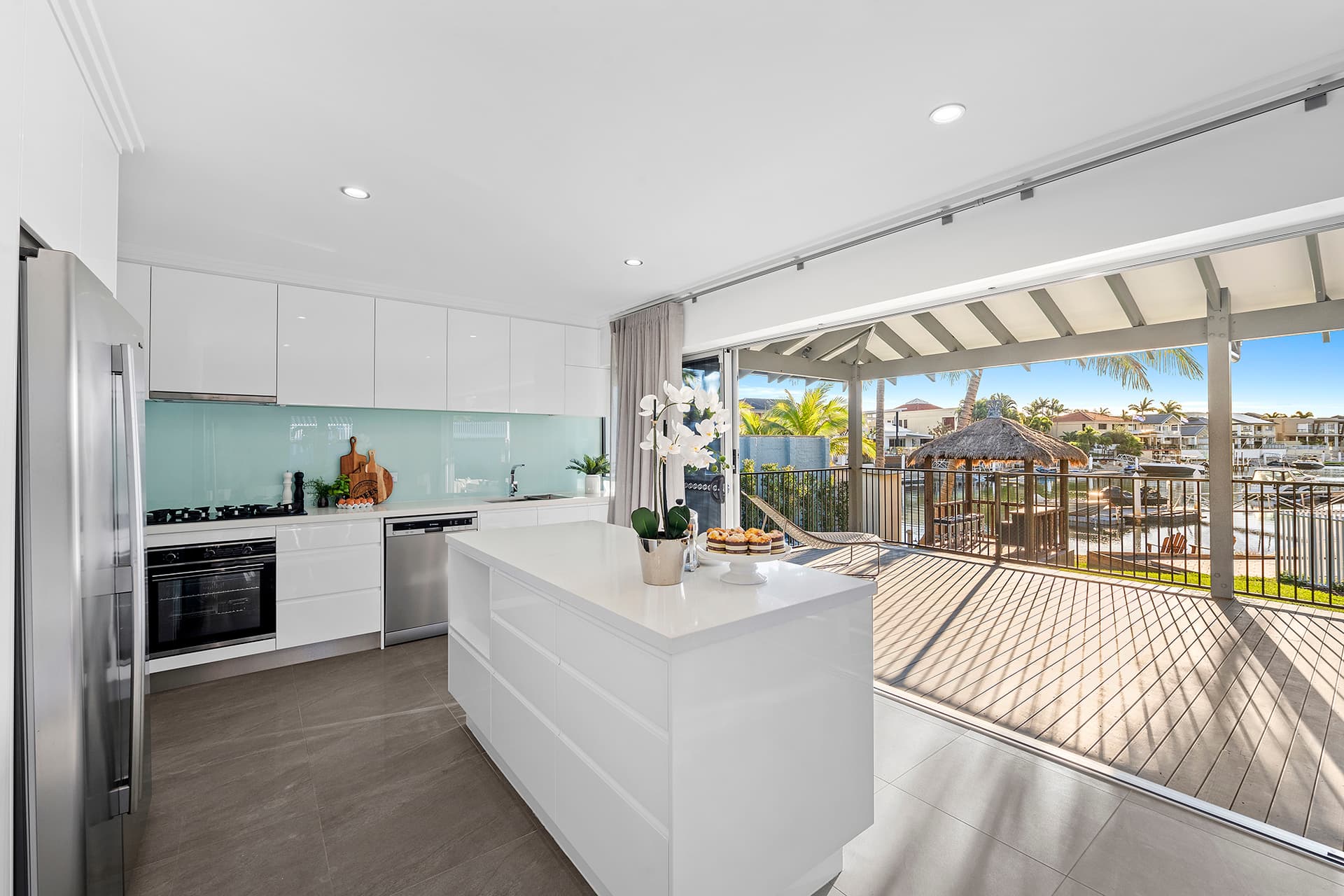17 Admiralty Drive, Paradise Waters, QLD, 4217, Surfers Paradise - Thumbnail 7
