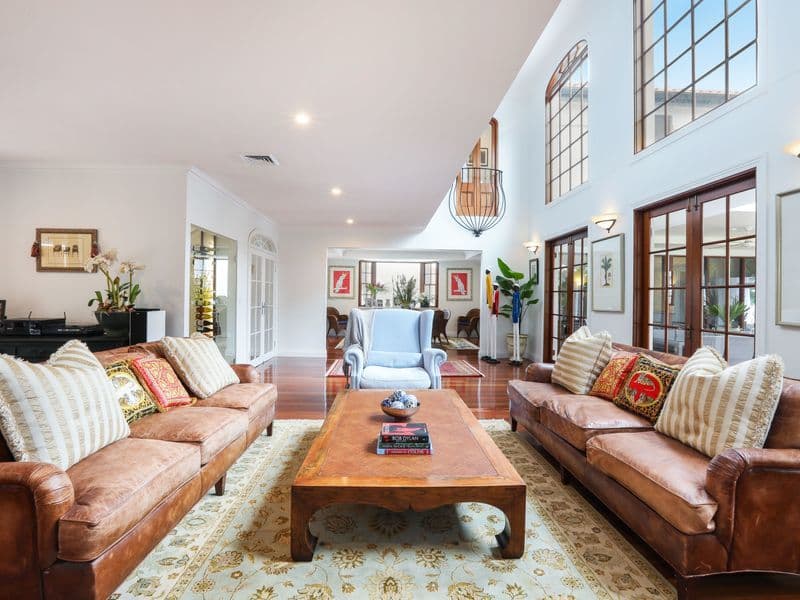 18 Binda Place, Sorrento, QLD, 4217, Sorrento - Thumbnail 2