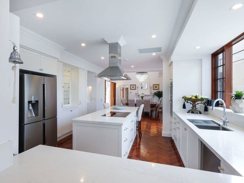 18 Binda Place, Sorrento, QLD, 4217, Sorrento - Thumbnail 8