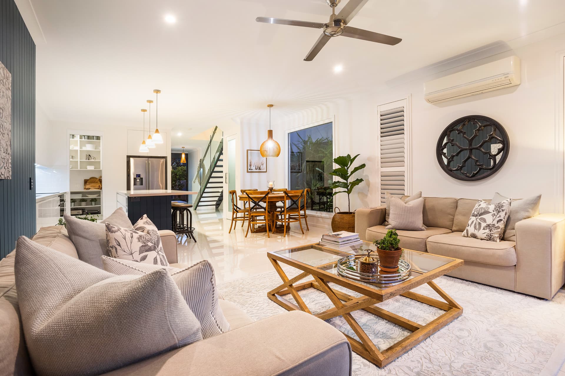 2/184 Rio Vista Boulevard, Mermaid Waters, QLD, 4218, Mermaid Waters - Thumbnail 4