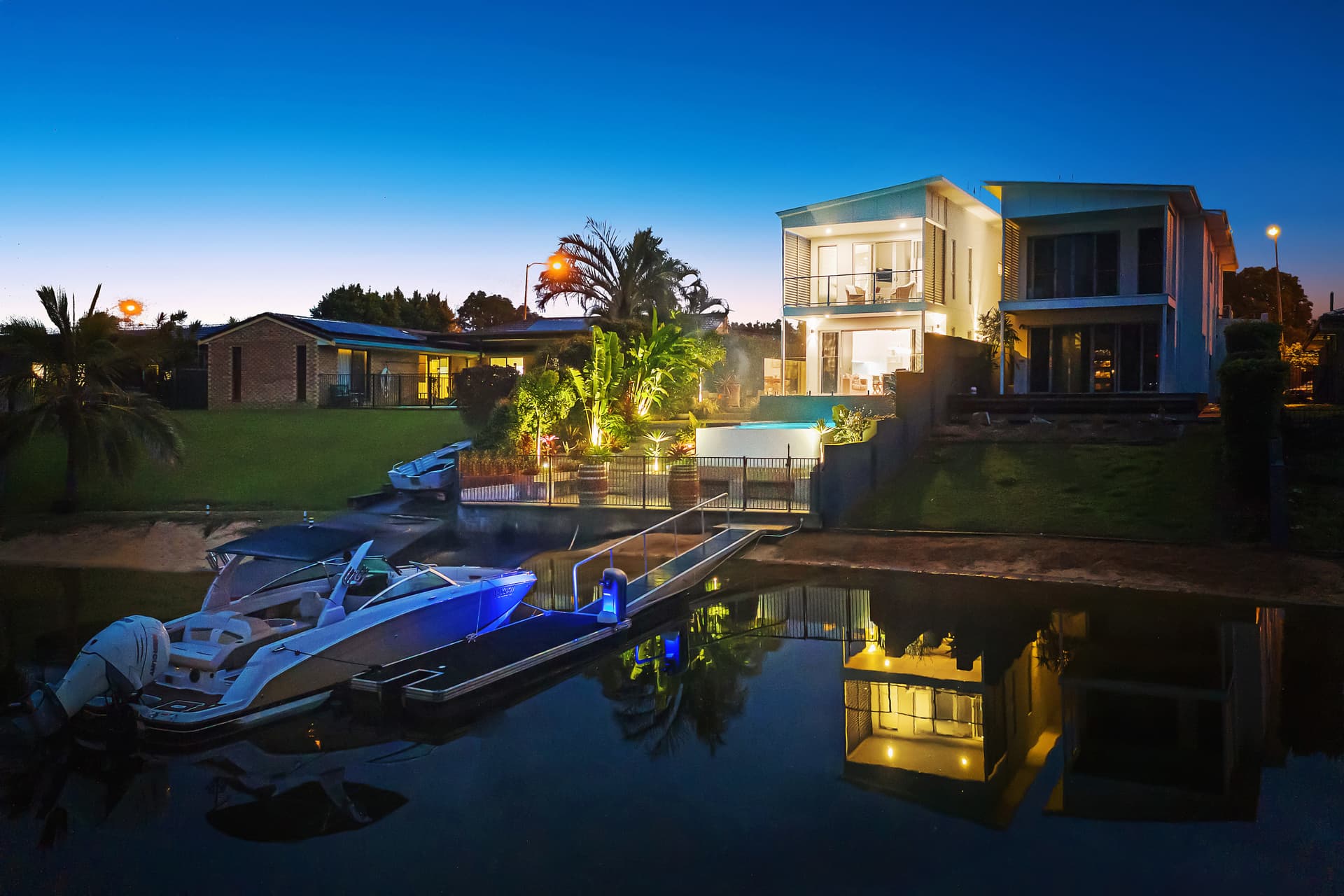 2/184 Rio Vista Boulevard, Mermaid Waters, QLD, 4218, Mermaid Waters - Thumbnail 8