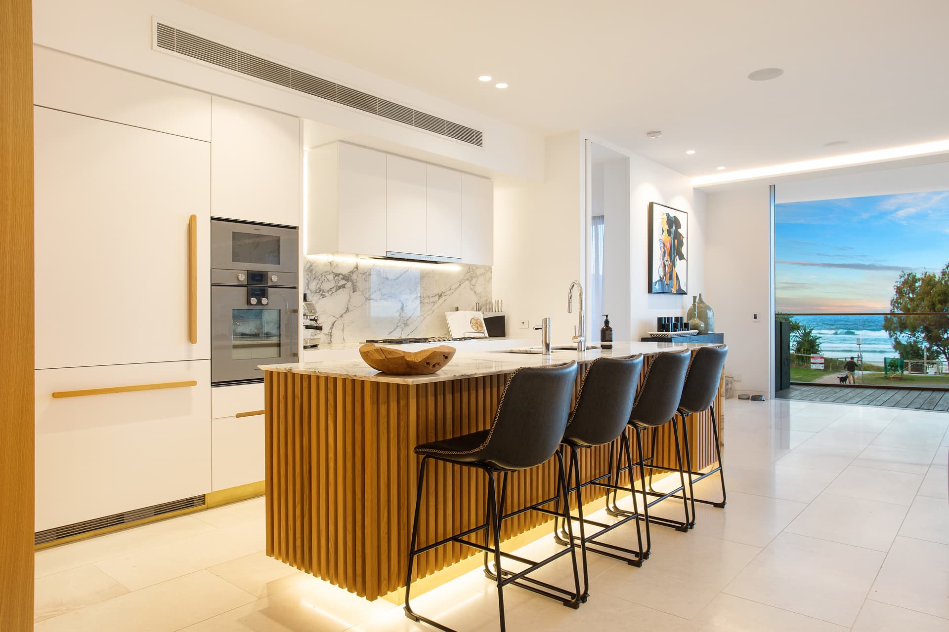 2/142 Marine Parade, Miami, QLD, 4220, Miami - Thumbnail 4