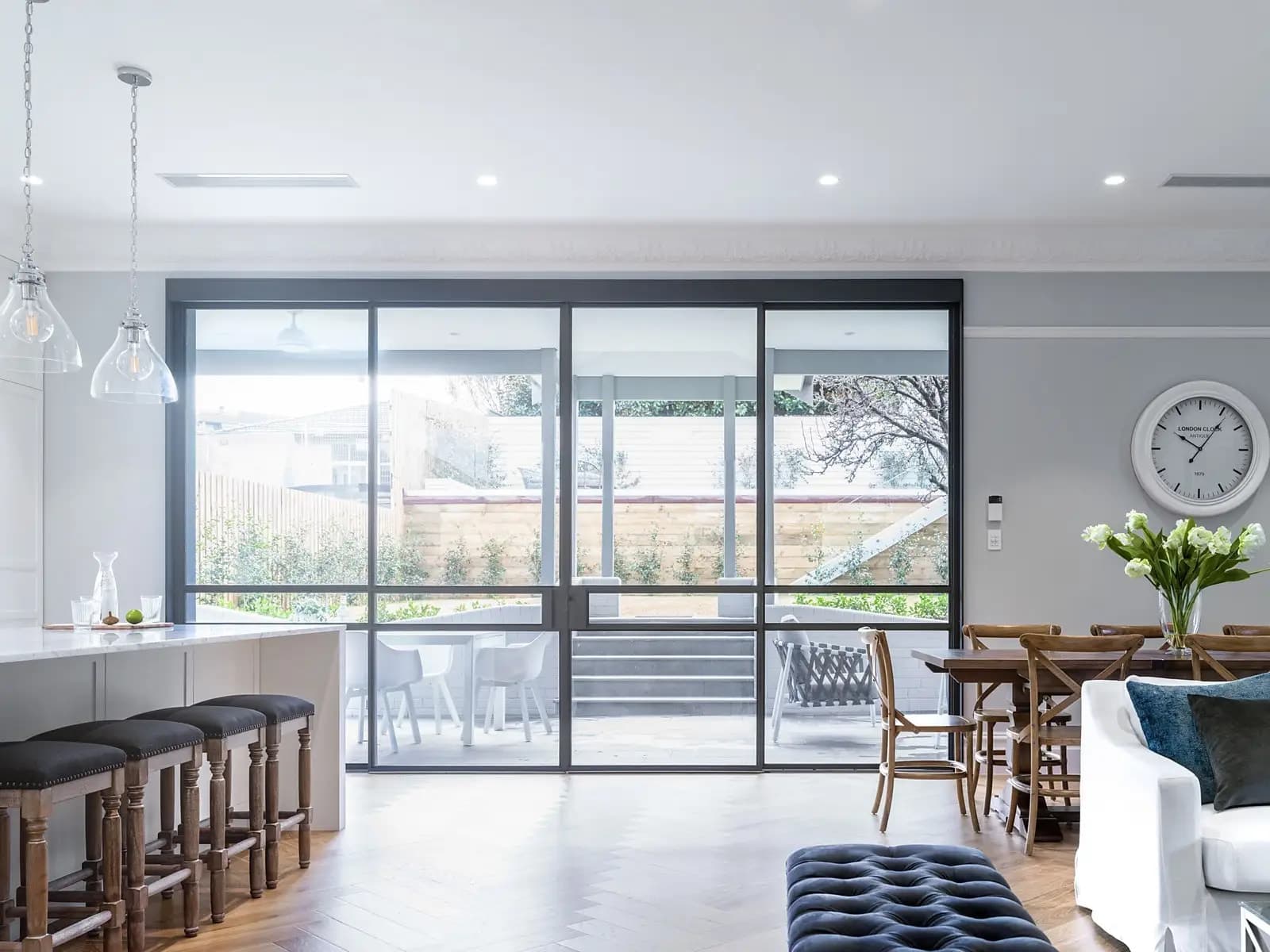 9 Baker Street, Kensington, Kensington - Thumbnail 2