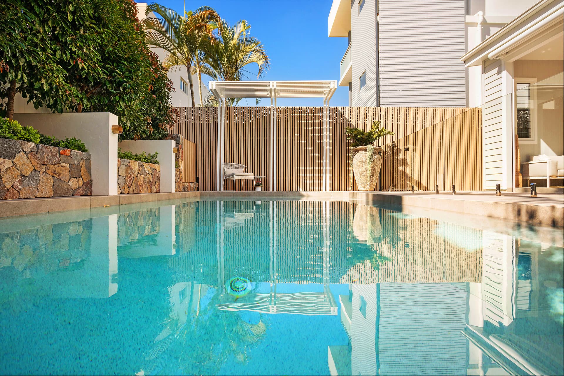 404 Error, Mermaid Beach - Image 1