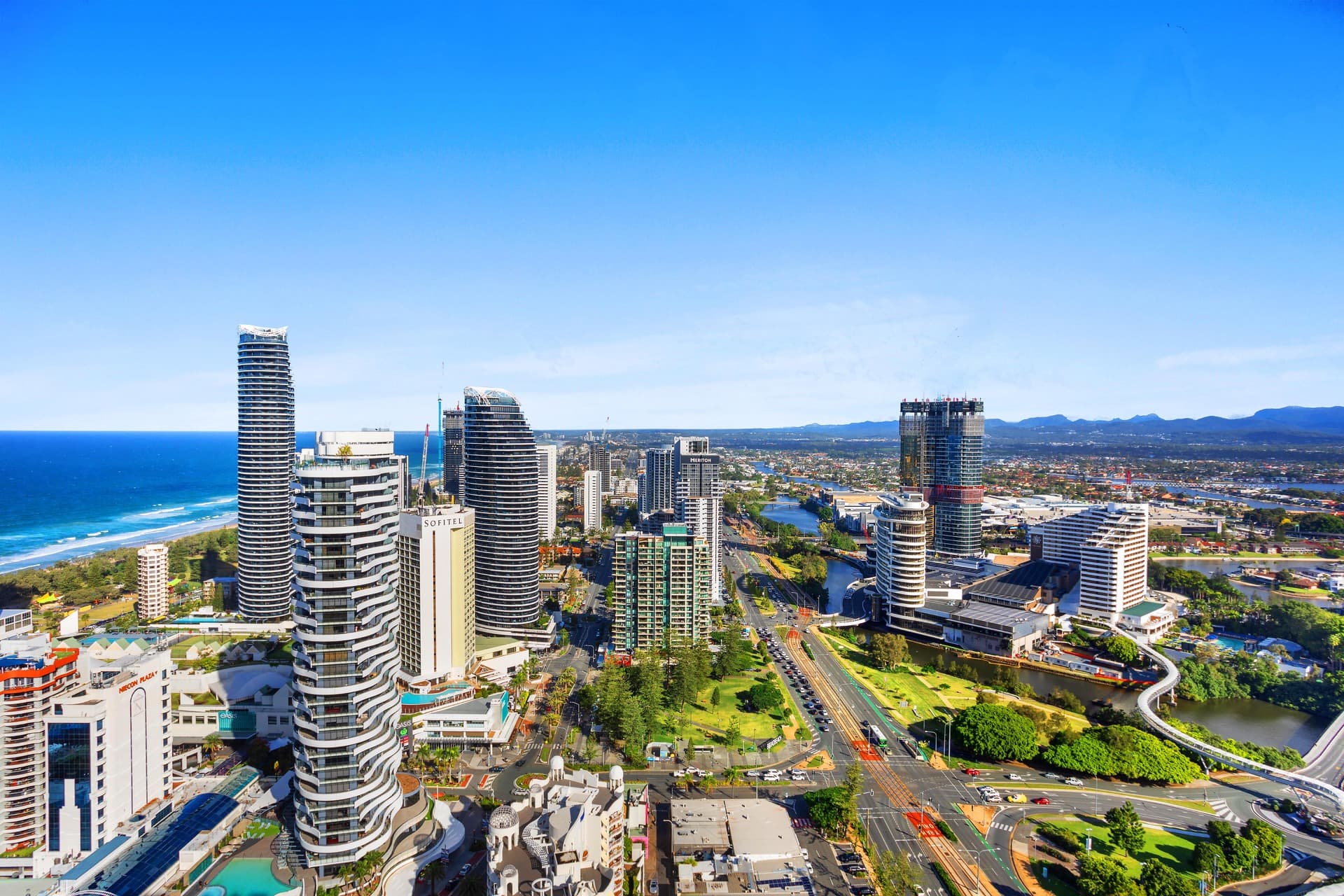 192/31 Queensland  Avenue, Broadbeach, QLD, 4218, Broadbeach - Thumbnail 3