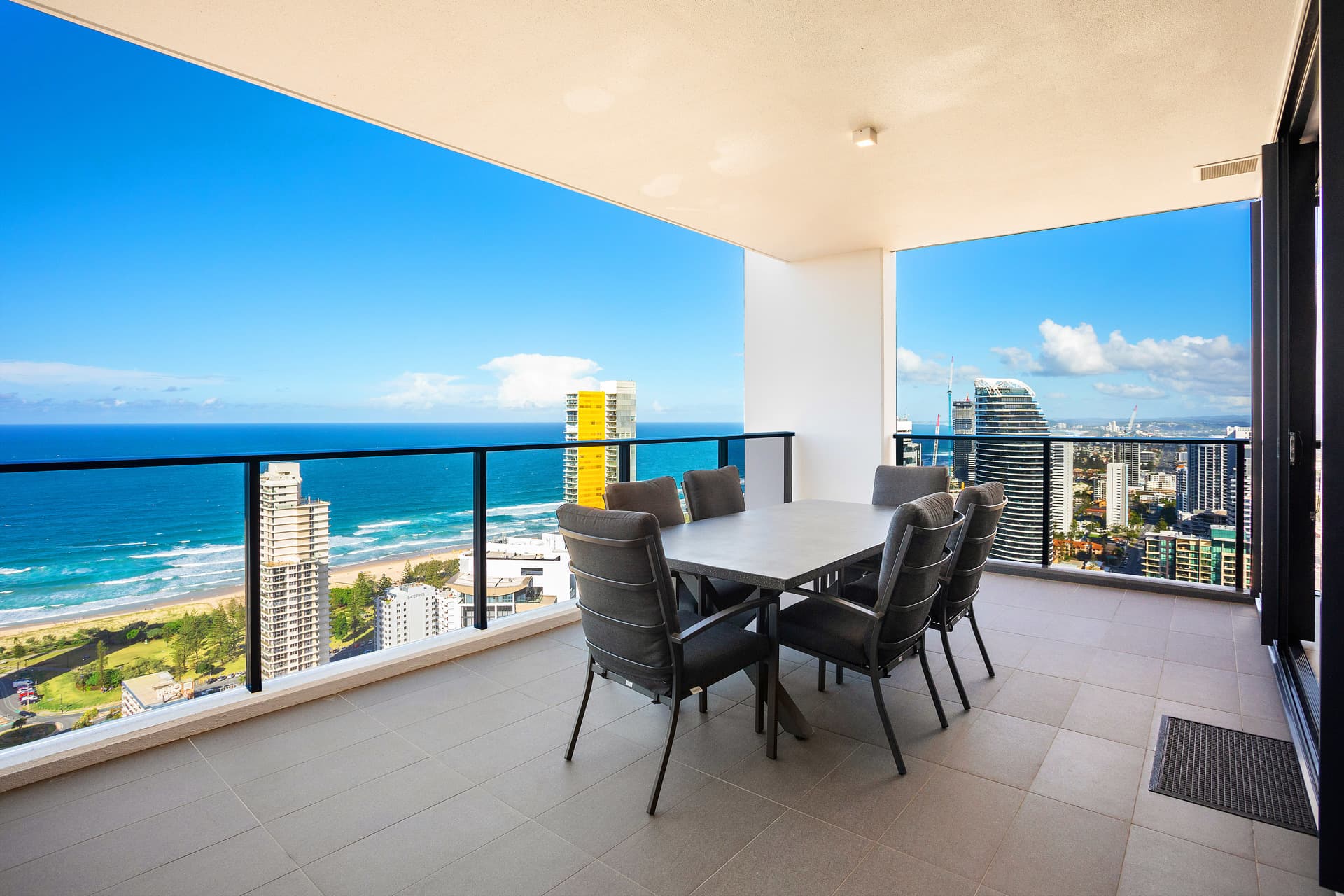 192/31 Queensland  Avenue, Broadbeach, QLD, 4218, Broadbeach - Thumbnail 4