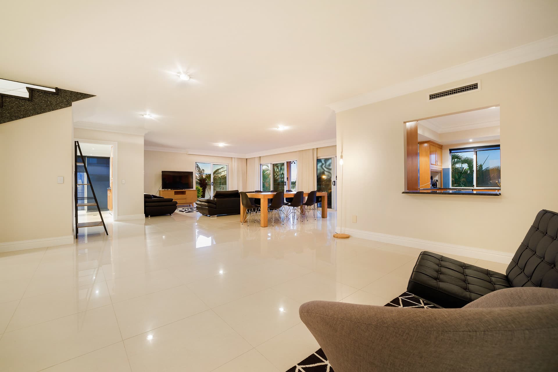 13 Intrepid  Drive, Mermaid Waters, QLD, 4218, Mermaid Waters - Thumbnail 8
