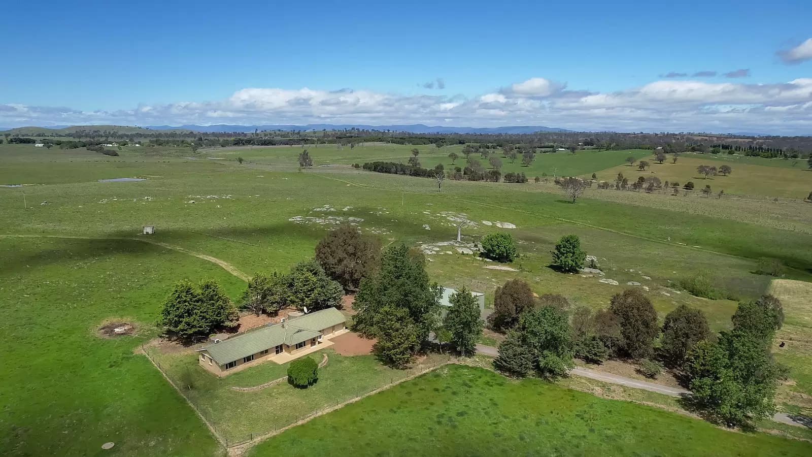 239 Longrail Gully Road, Murrumbateman, Murrumbateman - Thumbnail 2