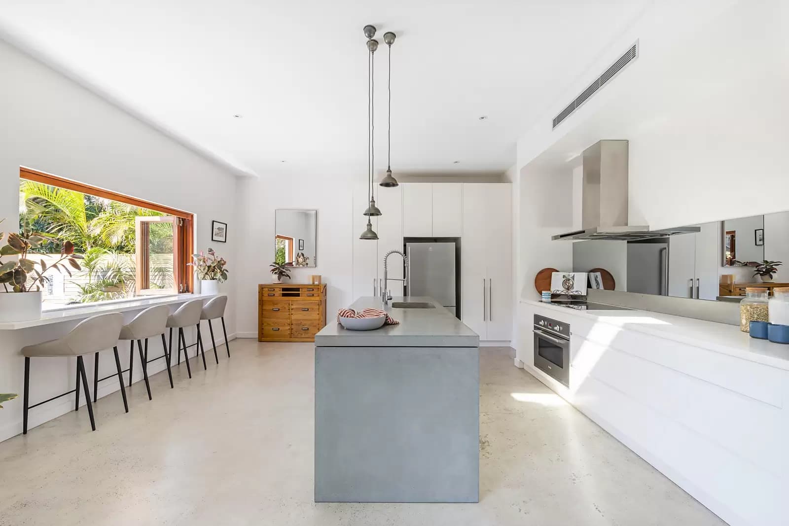 12 Blandford Avenue, Bronte, Bronte - Thumbnail 5
