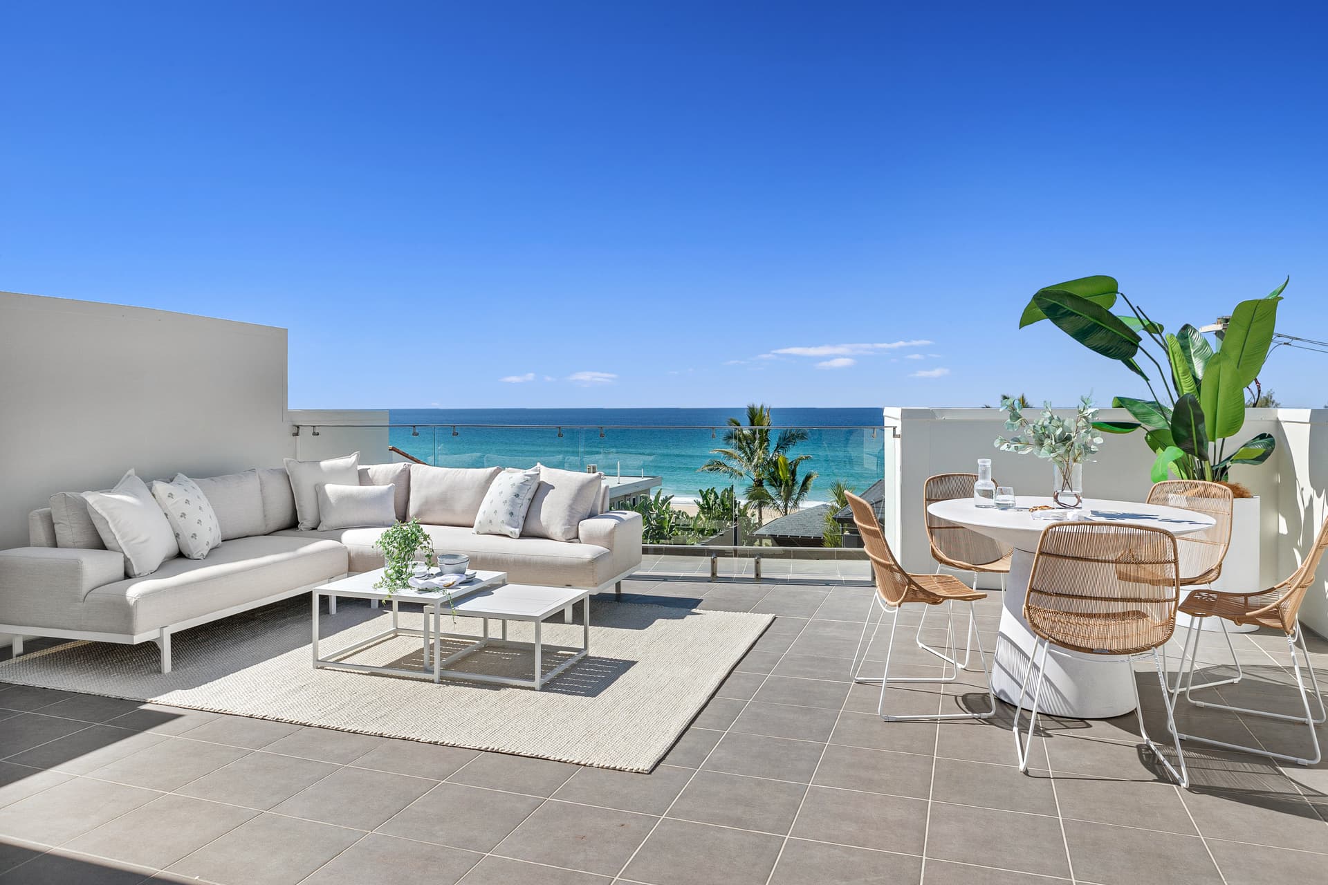 1/100 Hedges Avenue, Mermaid Beach, QLD, 4218, Mermaid Beach - Image 1