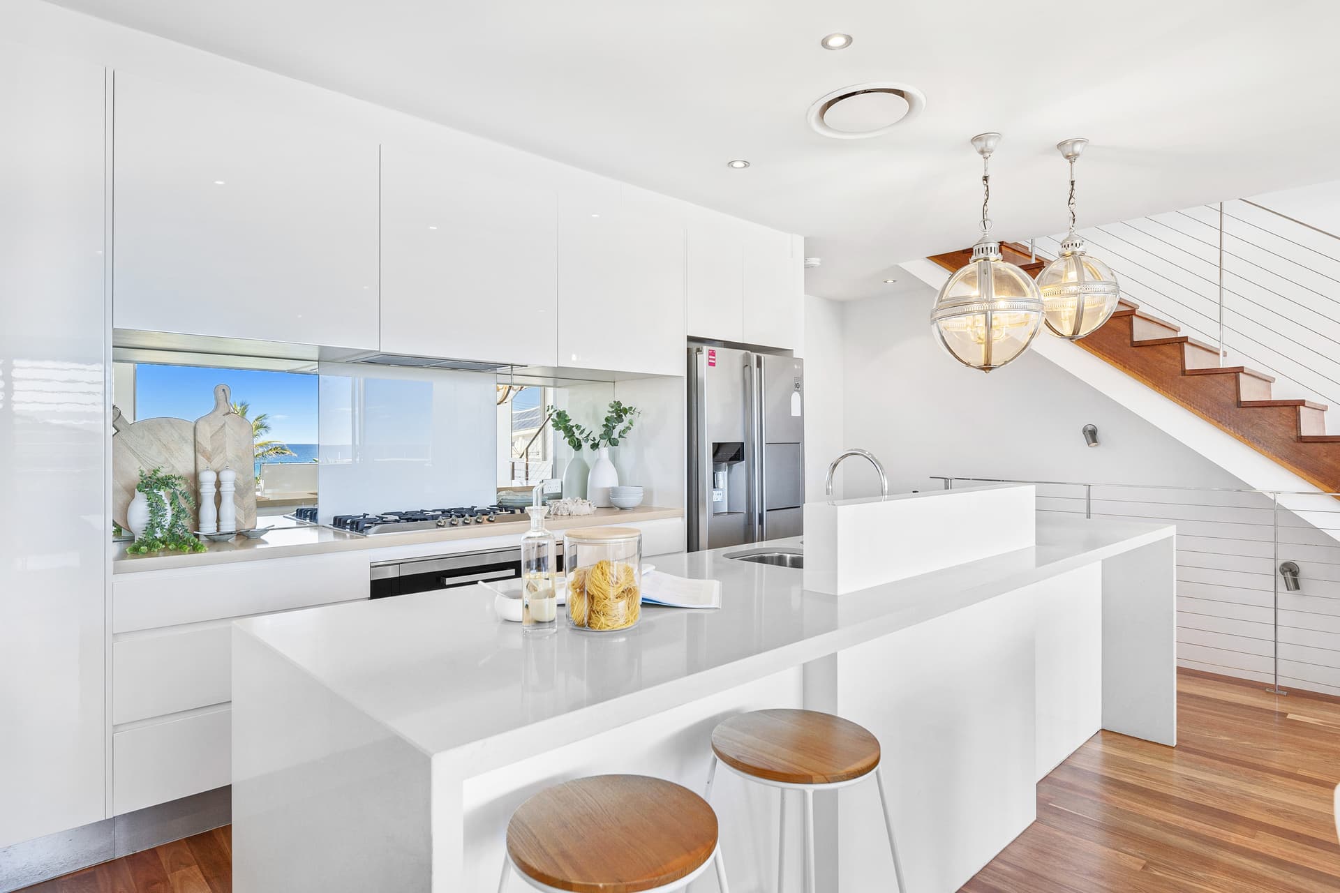 1/100 Hedges Avenue, Mermaid Beach, QLD, 4218, Mermaid Beach - Thumbnail 4