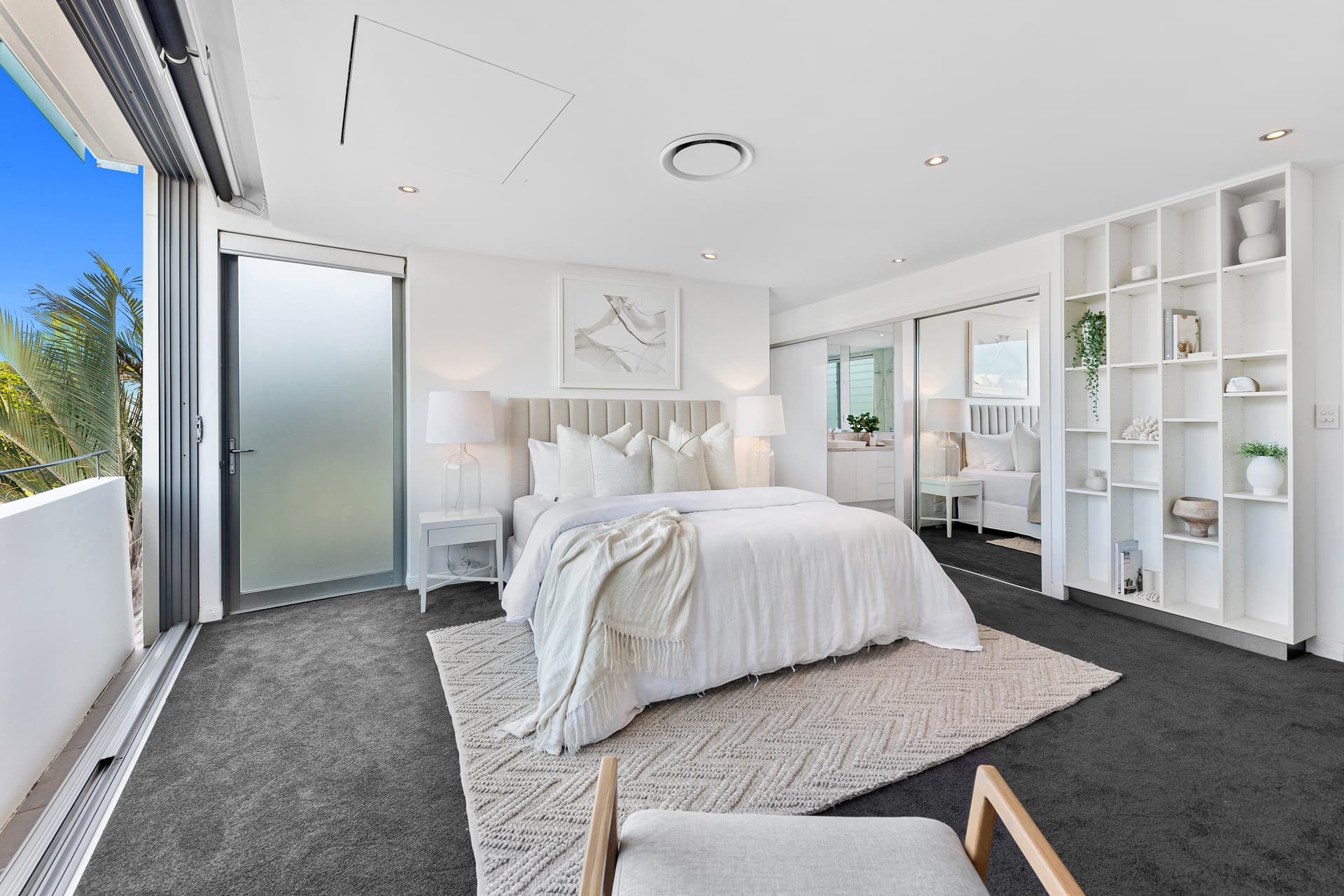 1/100 Hedges Avenue, Mermaid Beach, QLD, 4218, Mermaid Beach - Thumbnail 6