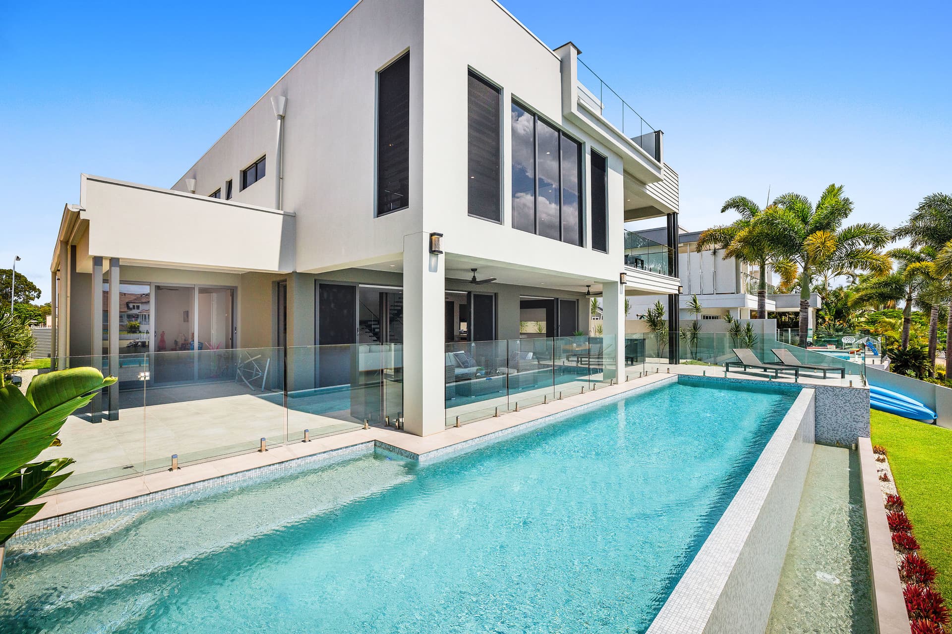 21 Saxonvale Terrace, Mermaid Waters, QLD, 4218, Mermaid Waters - Thumbnail 2