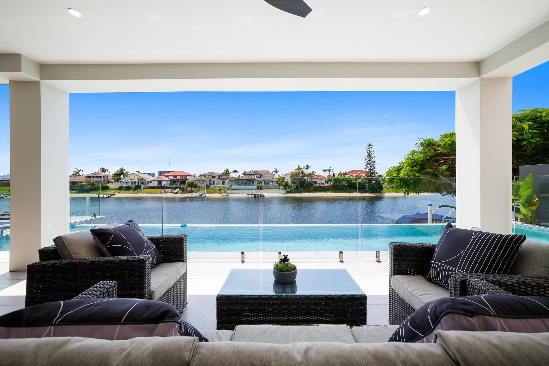 21 Saxonvale Terrace, Mermaid Waters, QLD, 4218, Mermaid Waters - Thumbnail 5