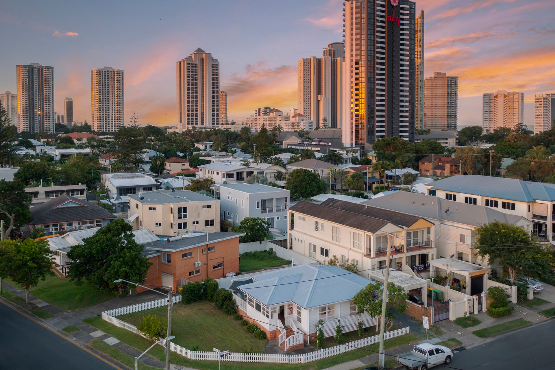 61 Palm Avenue, Surfers Paradise, QLD, 4217, Surfers Paradise - Thumbnail 3