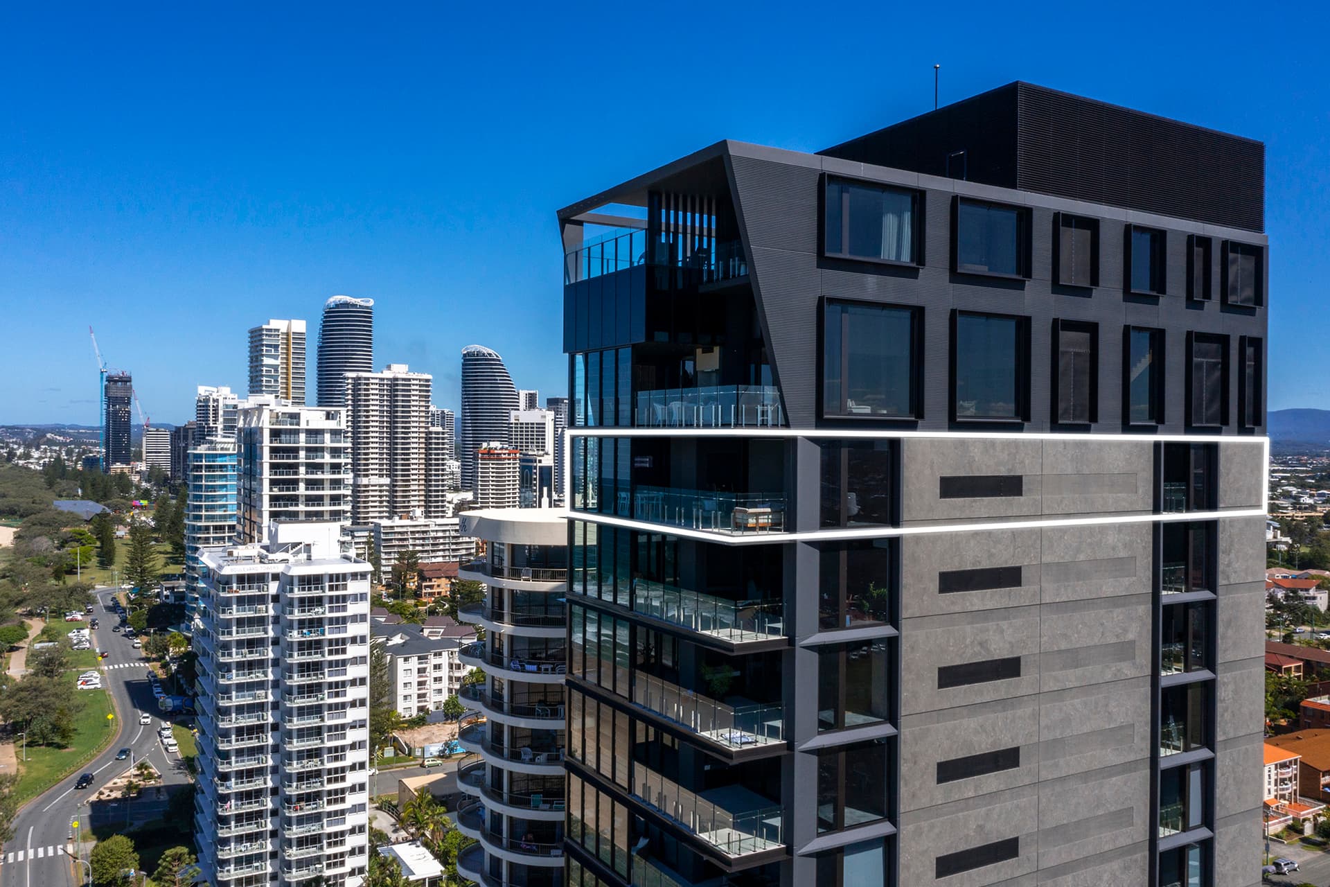 21/31 Broadbeach Boulevard, Broadbeach, QLD, 4218, Broadbeach - Thumbnail 2