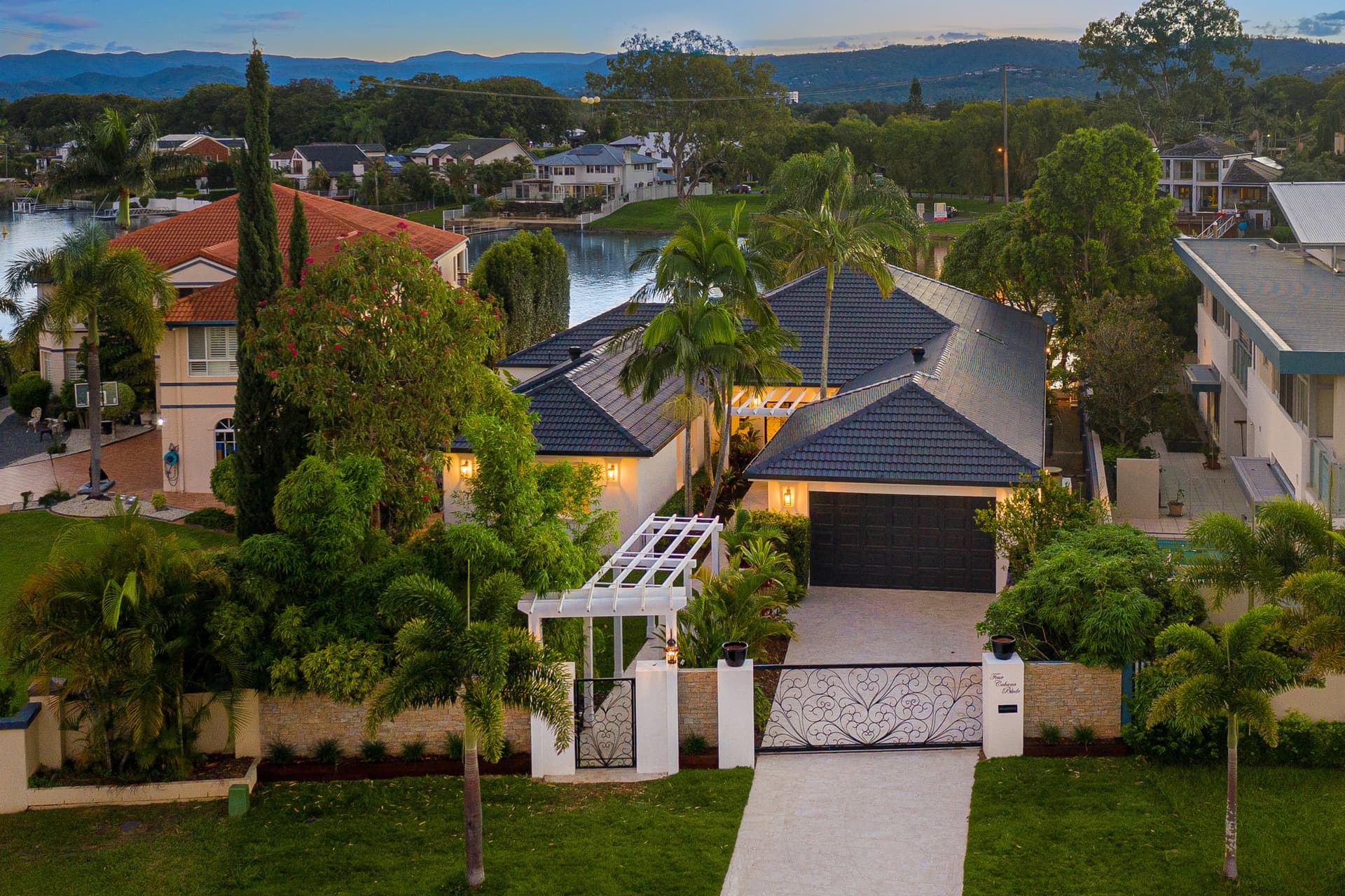 4 Cabana Boulevard, Benowa, QLD, 4217, Benowa - Thumbnail 3