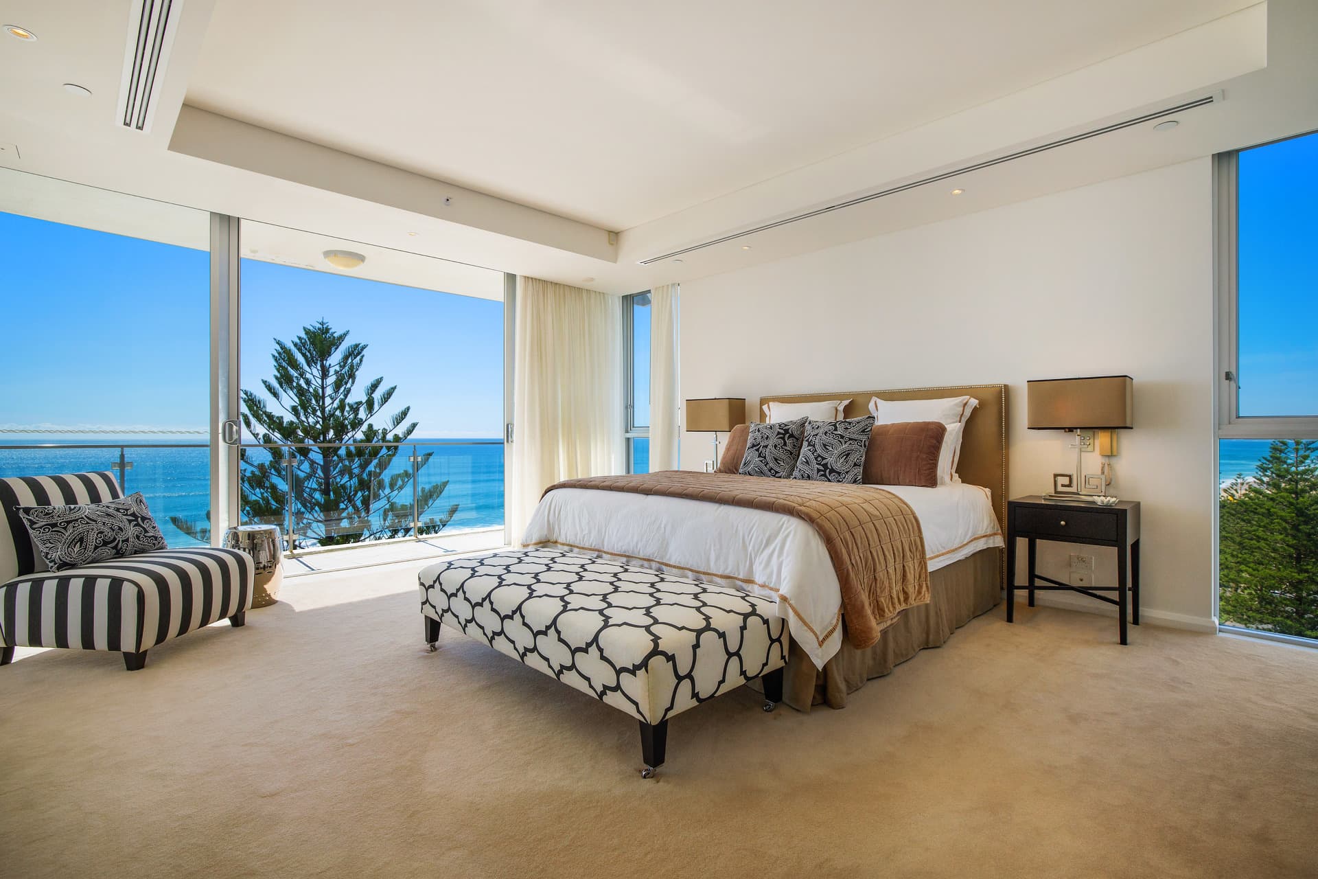 12/5-9 Broadbeach Boulevard, Broadbeach, QLD, 4218, Broadbeach - Thumbnail 4