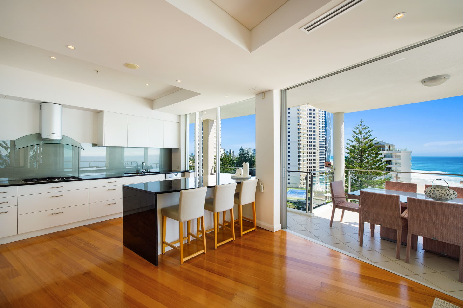 12/5-9 Broadbeach Boulevard, Broadbeach, QLD, 4218, Broadbeach - Thumbnail 8