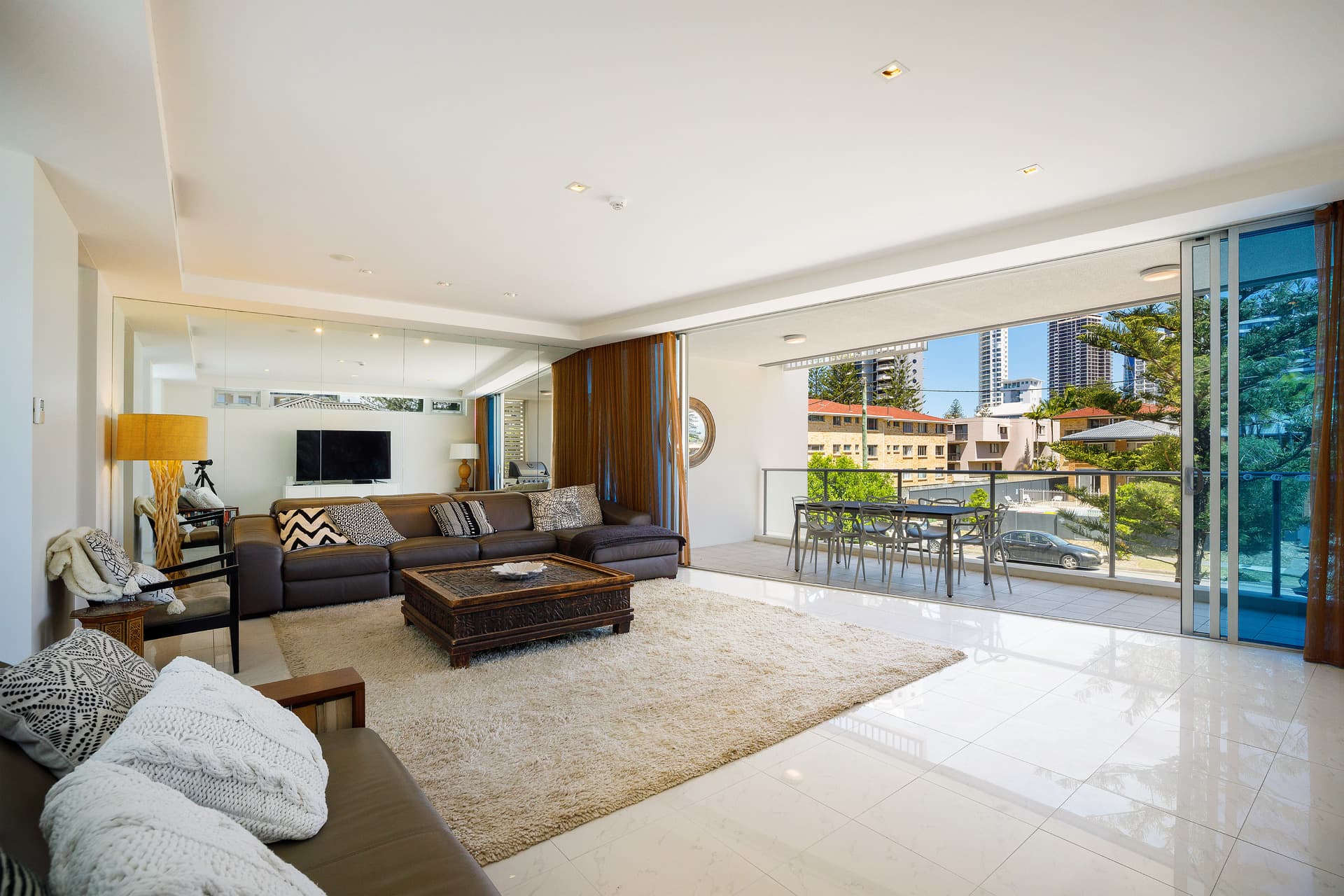 23 Vista  Street, Surfers Paradise, QLD, 4217, Surfers Paradise - Thumbnail 2
