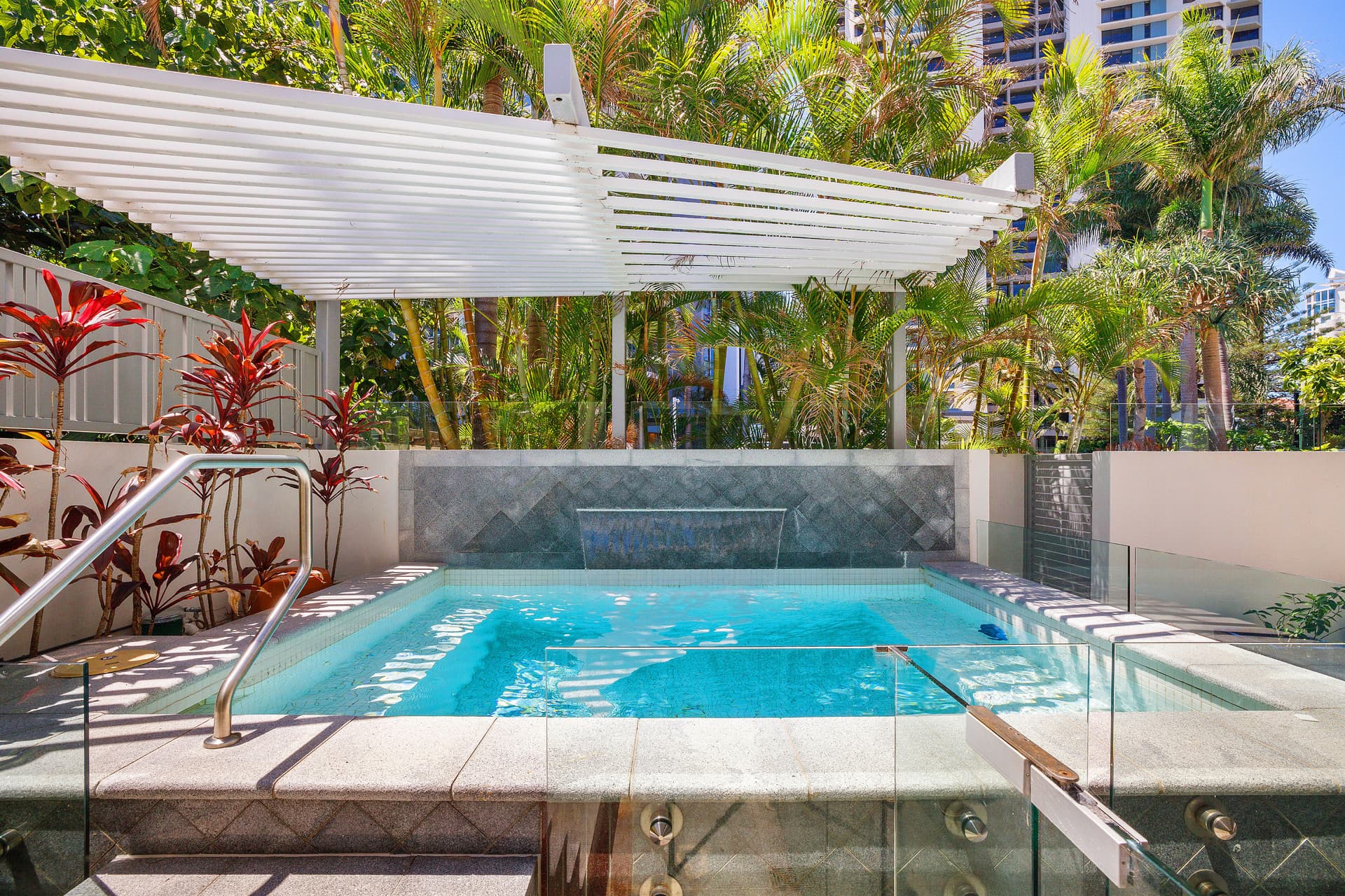 23 Vista  Street, Surfers Paradise, QLD, 4217, Surfers Paradise - Thumbnail 3
