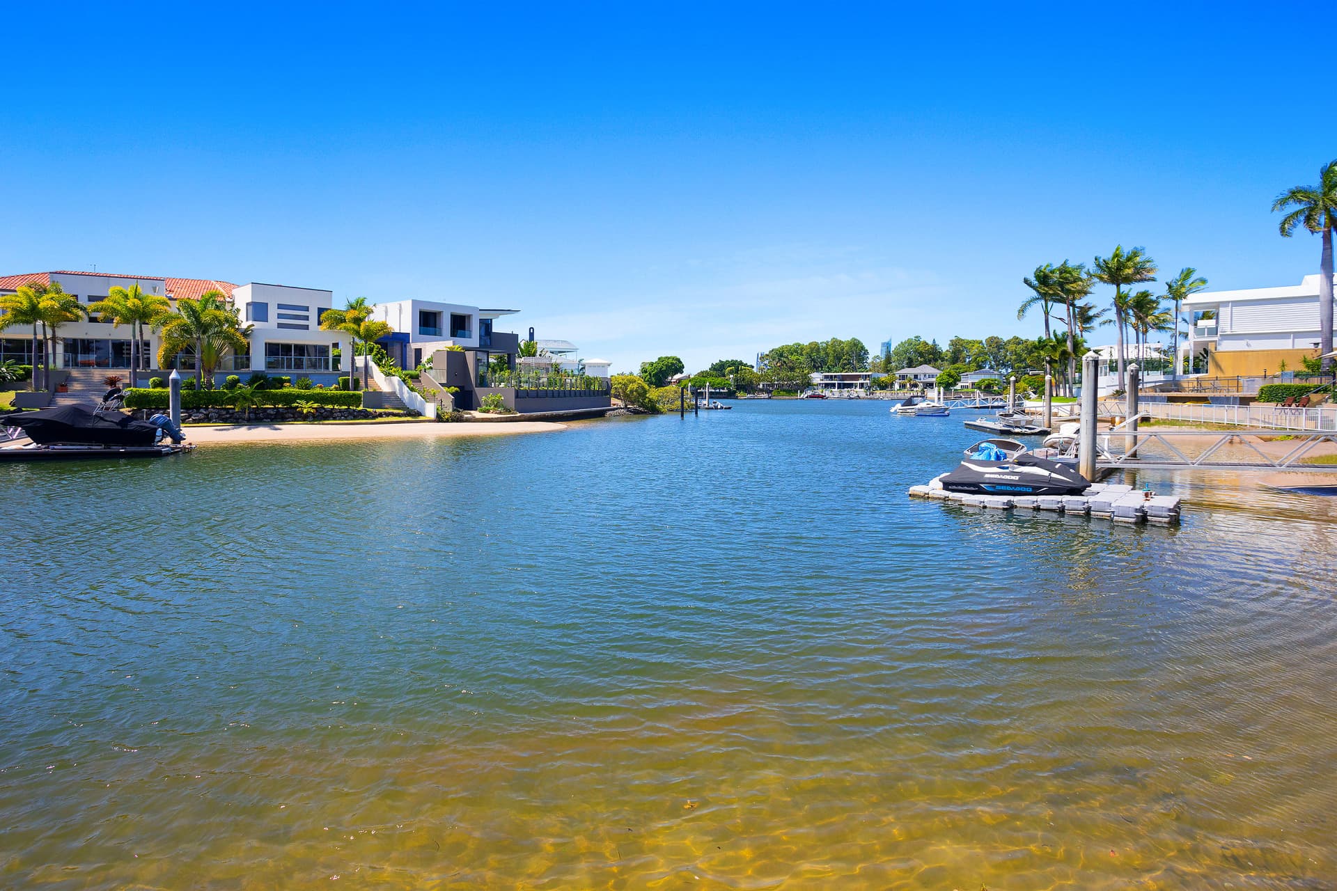 14 Freyburg Street, Sorrento, QLD, 4217, Sorrento - Thumbnail 7