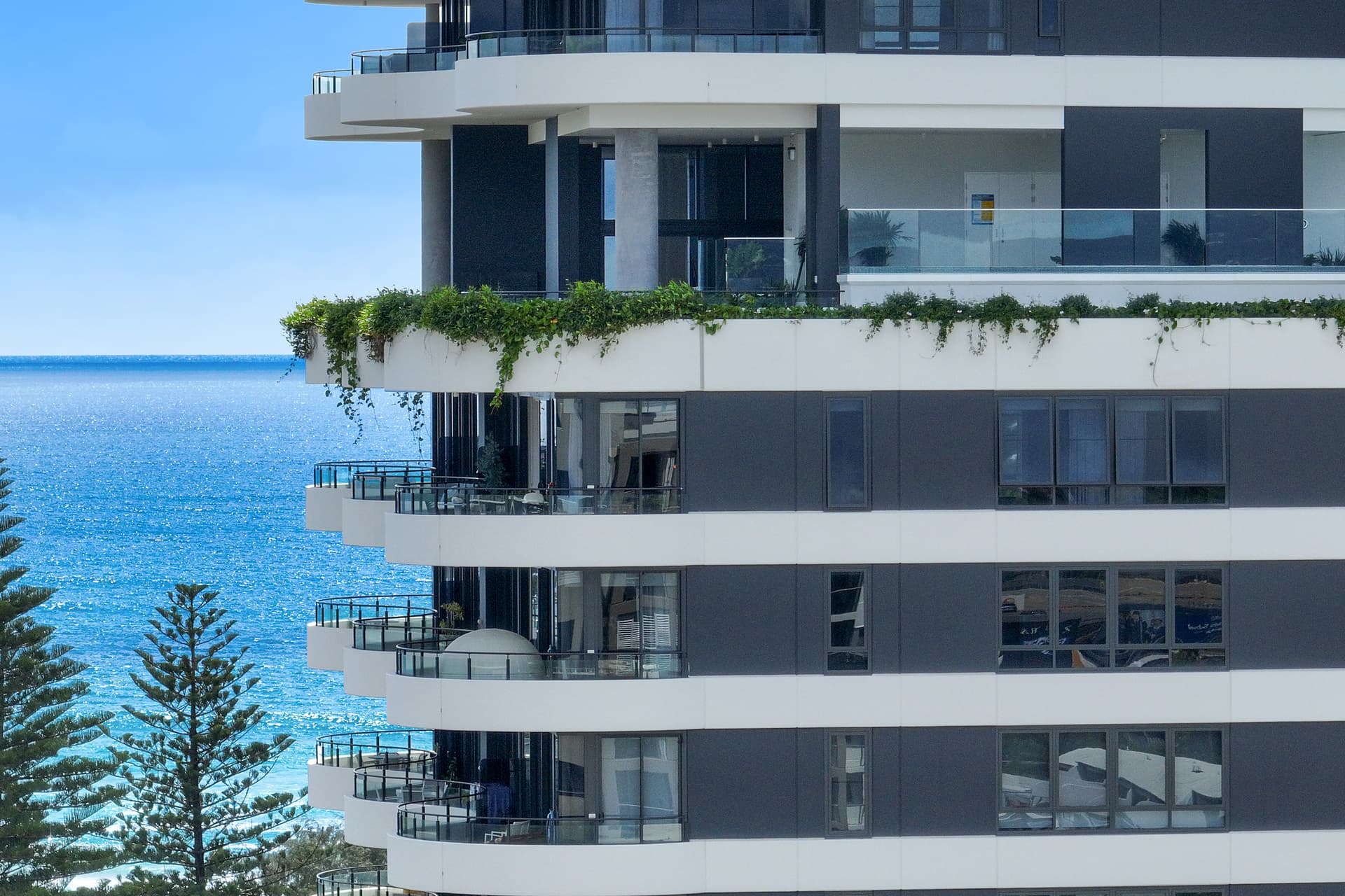 Unit 1401/4-6 Alexandra Avenue, Mermaid Beach, QLD, 4218, Mermaid Beach - Thumbnail 6