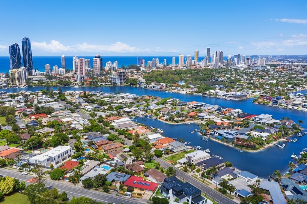 44 Salerno Street, Surfers Paradise, QLD, 4217, Surfers Paradise - Thumbnail 2