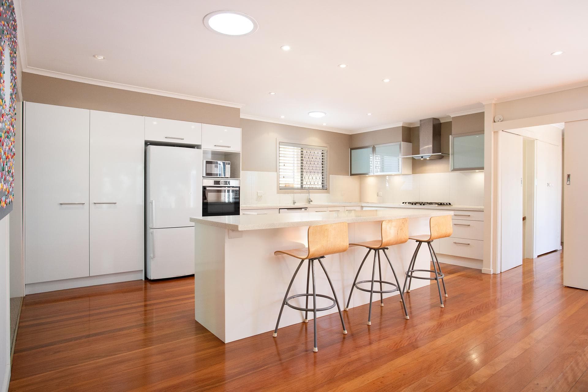 11 Petrel Avenue, Mermaid Beach, QLD, 4218, Mermaid Beach - Thumbnail 3