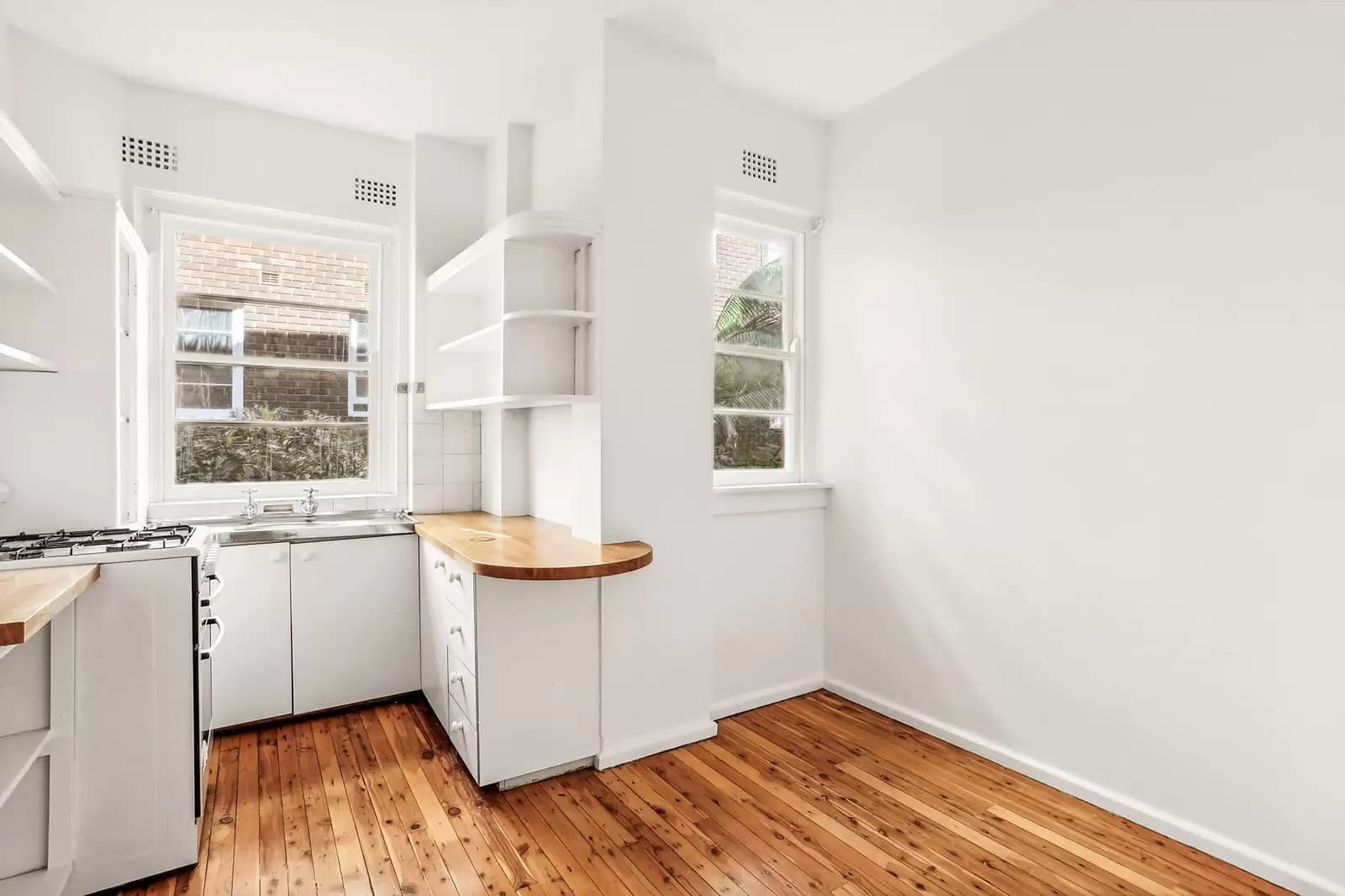 12/4 Henrietta Street, Double Bay, Double Bay - Thumbnail 4
