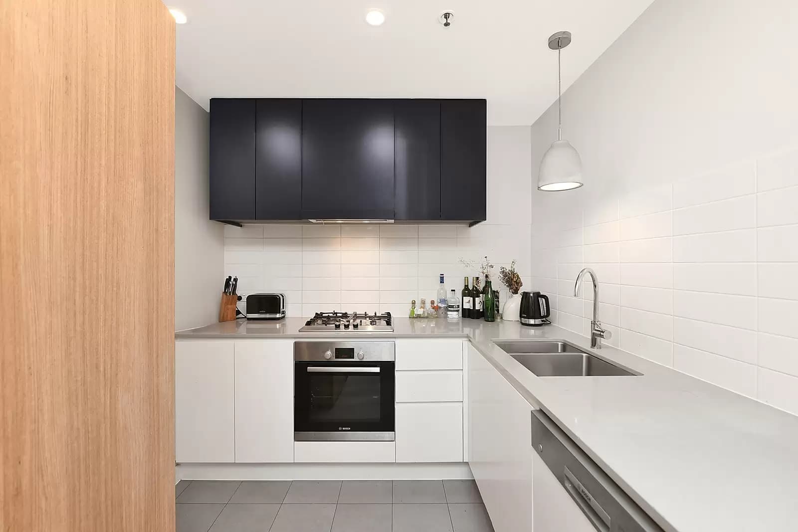 701/24 Levey Street, Wolli Creek, Wolli Creek - Thumbnail 2