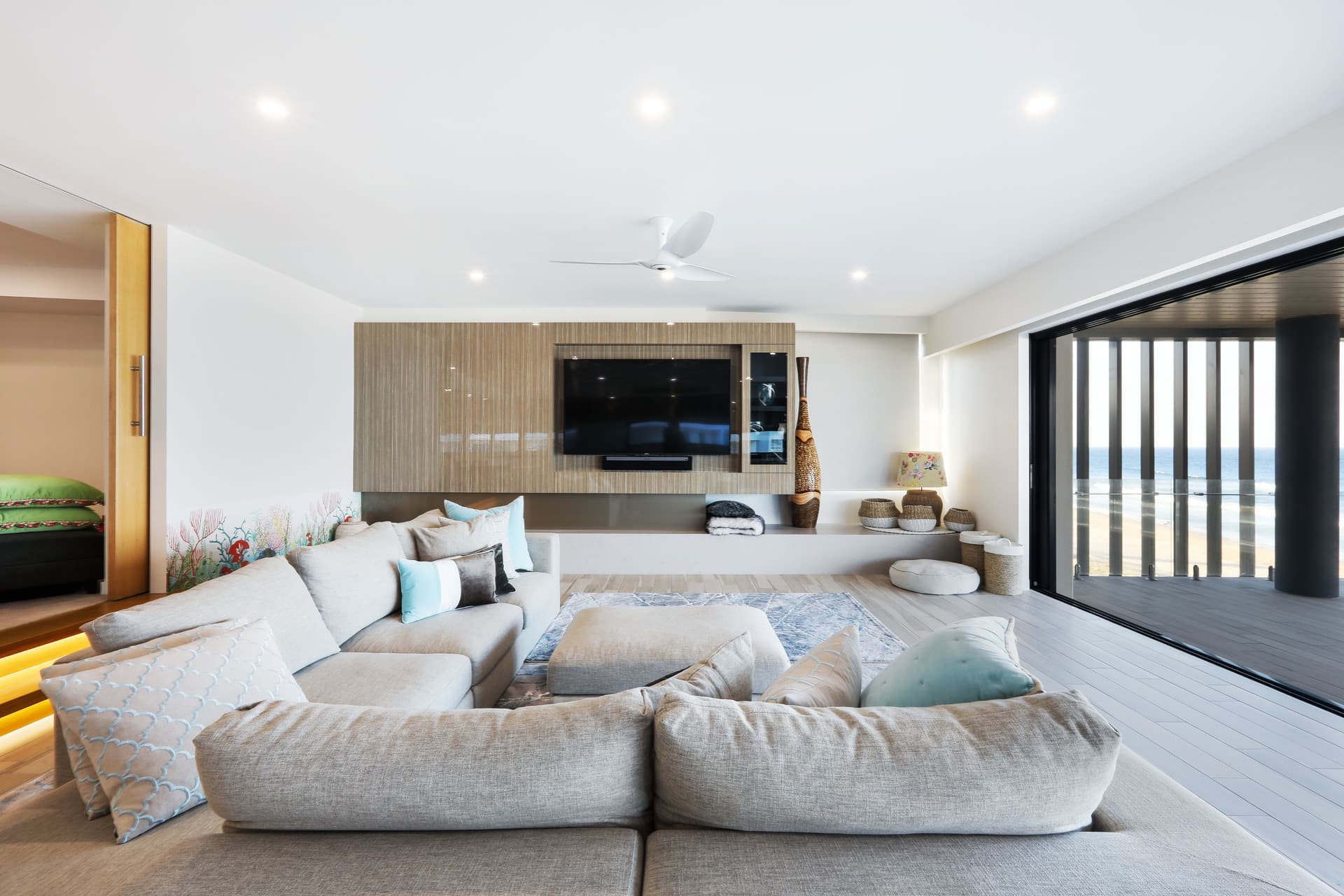 6/1491-1493 Gold Coast  Highway, Palm Beach, QLD, 4221, Palm Beach - Thumbnail 2
