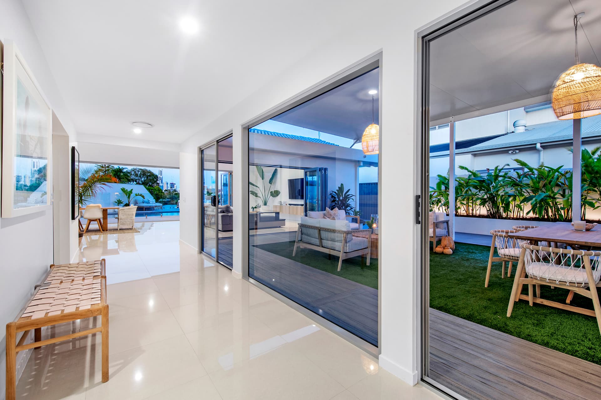 1 Meredith Drive, Broadbeach Waters, QLD, 4218, Broadbeach Waters - Thumbnail 6