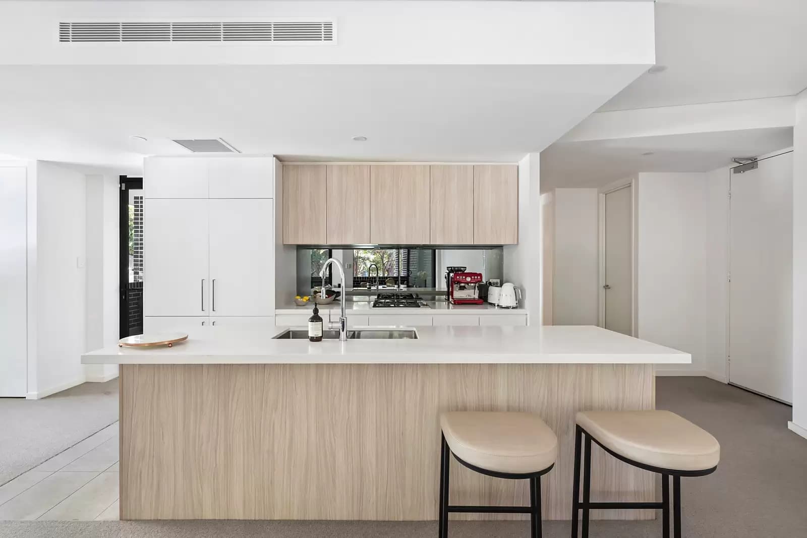 G04/18-28 Neild Avenue, Darlinghurst, Darlinghurst - Thumbnail 2