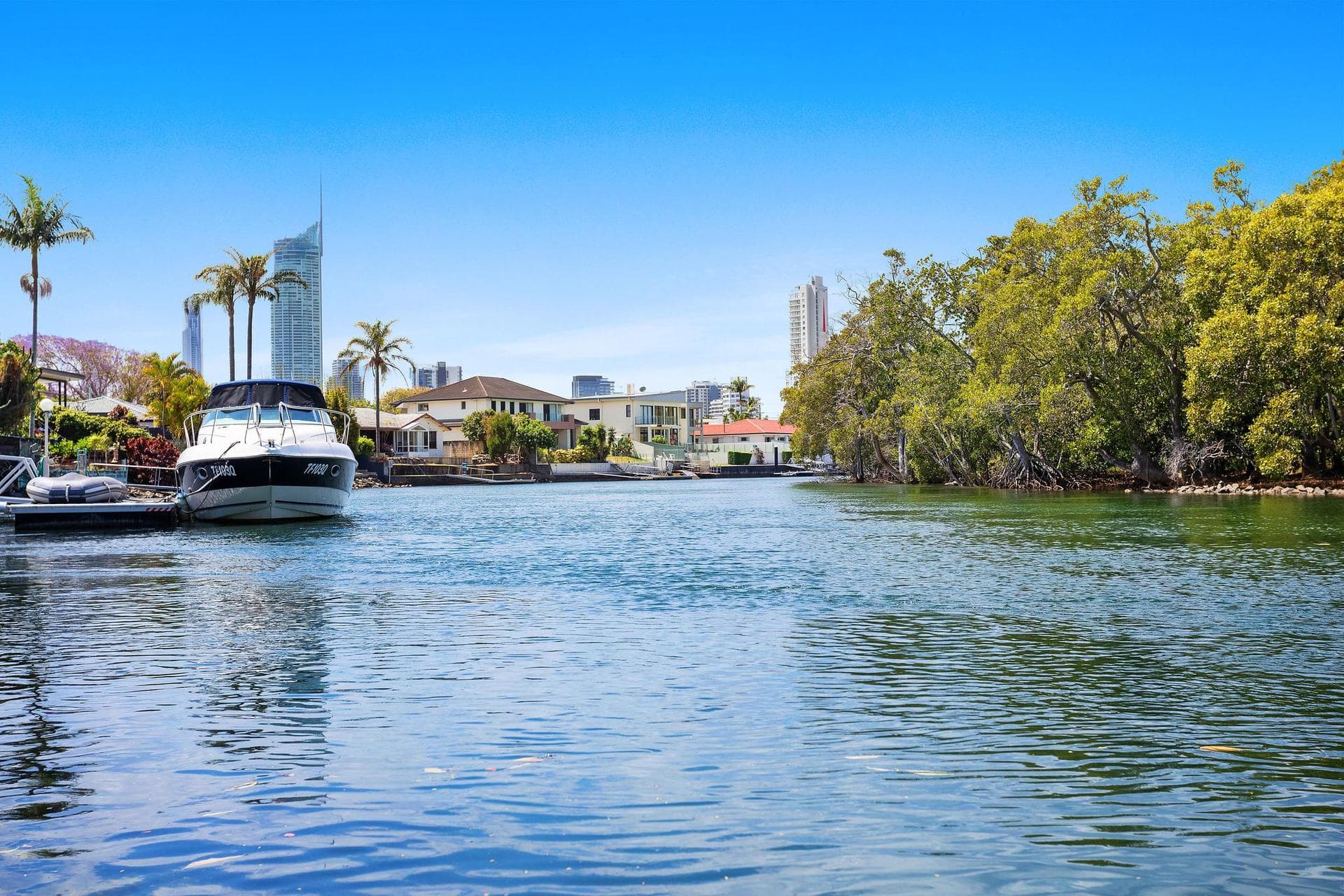 20 Savoy Drive, Broadbeach Waters, QLD, 4218, Broadbeach Waters - Thumbnail 3