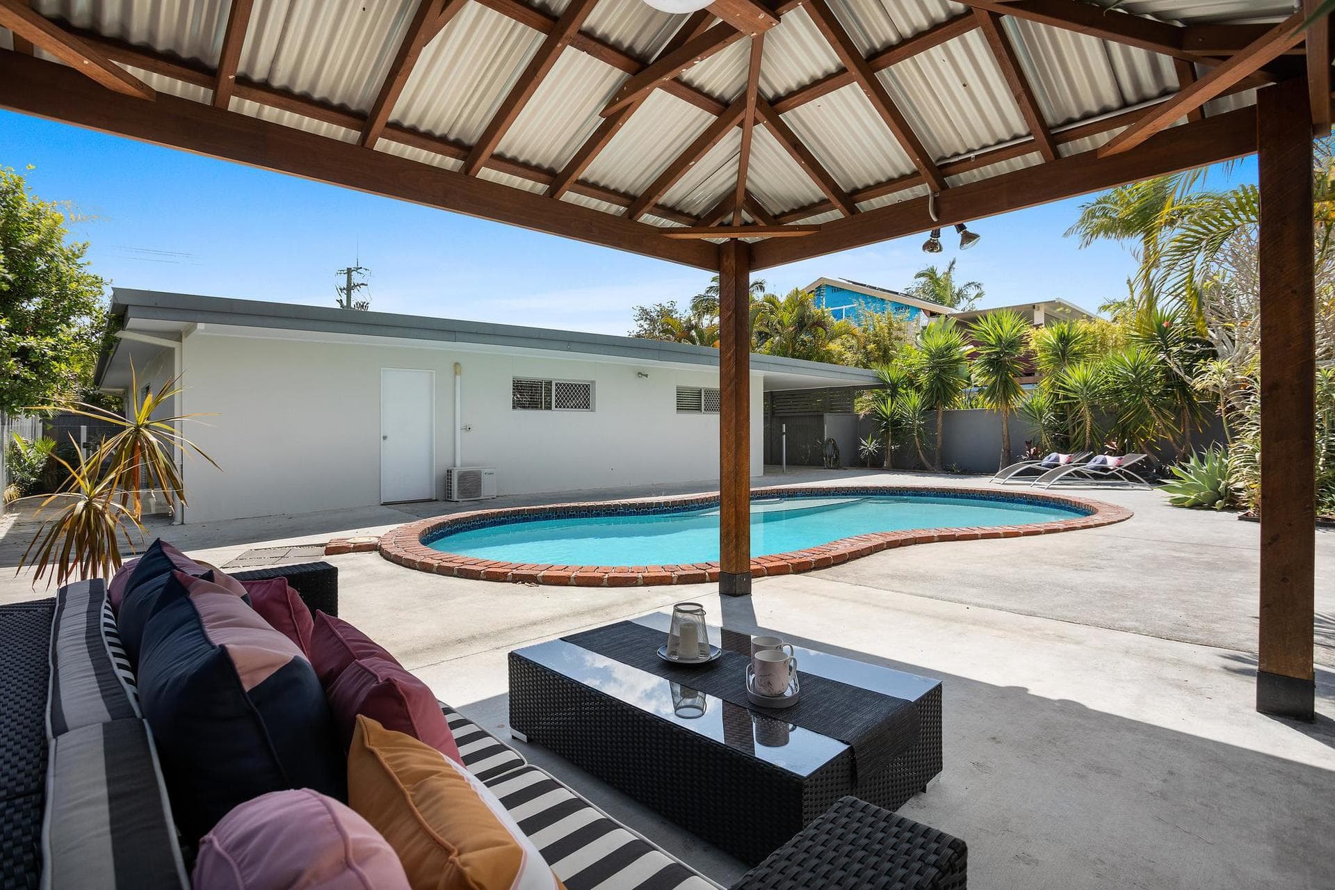 20 Savoy Drive, Broadbeach Waters, QLD, 4218, Broadbeach Waters - Thumbnail 5