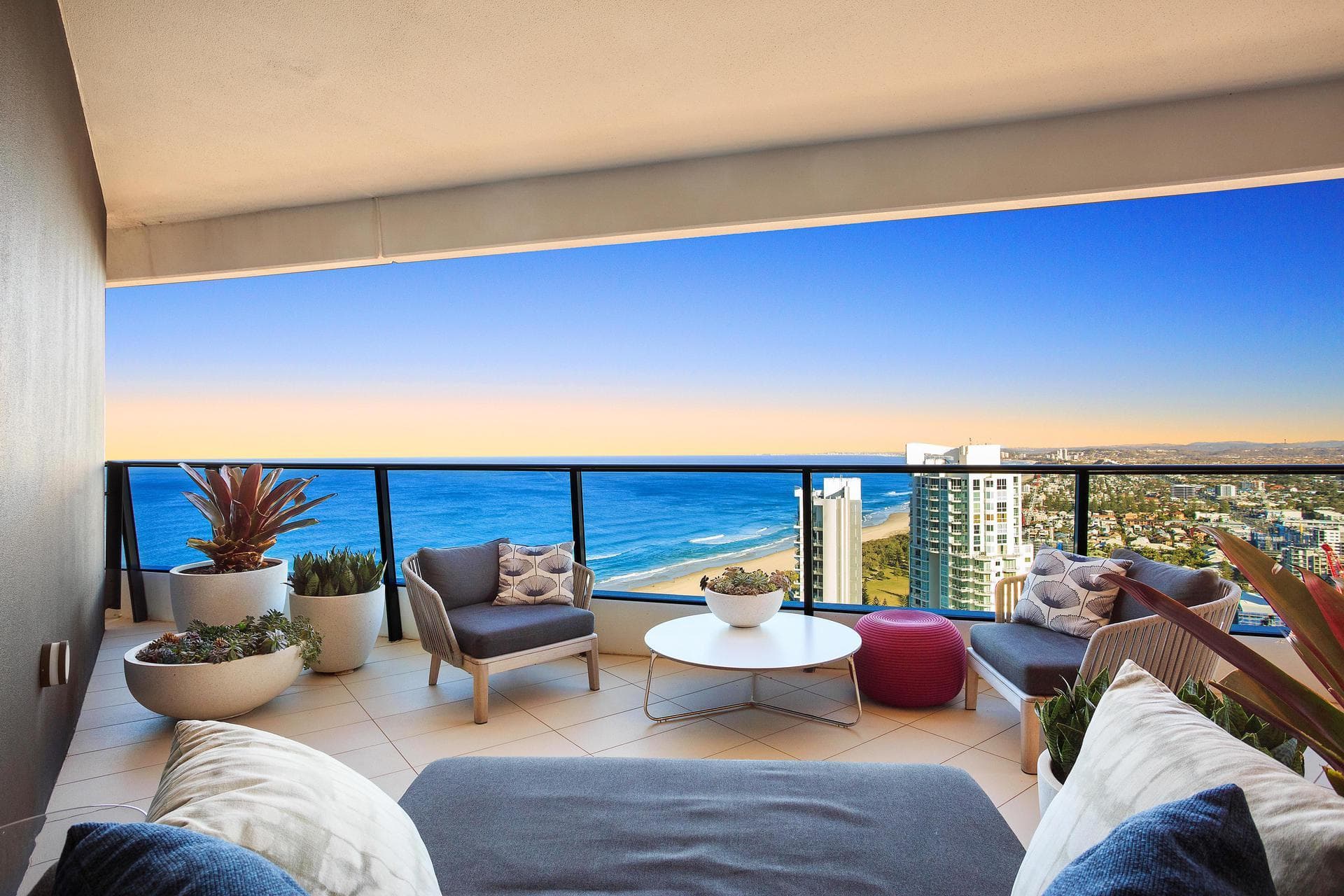 3405/1 Oracle Boulevard, Broadbeach, QLD, 4218, Broadbeach - Image 1