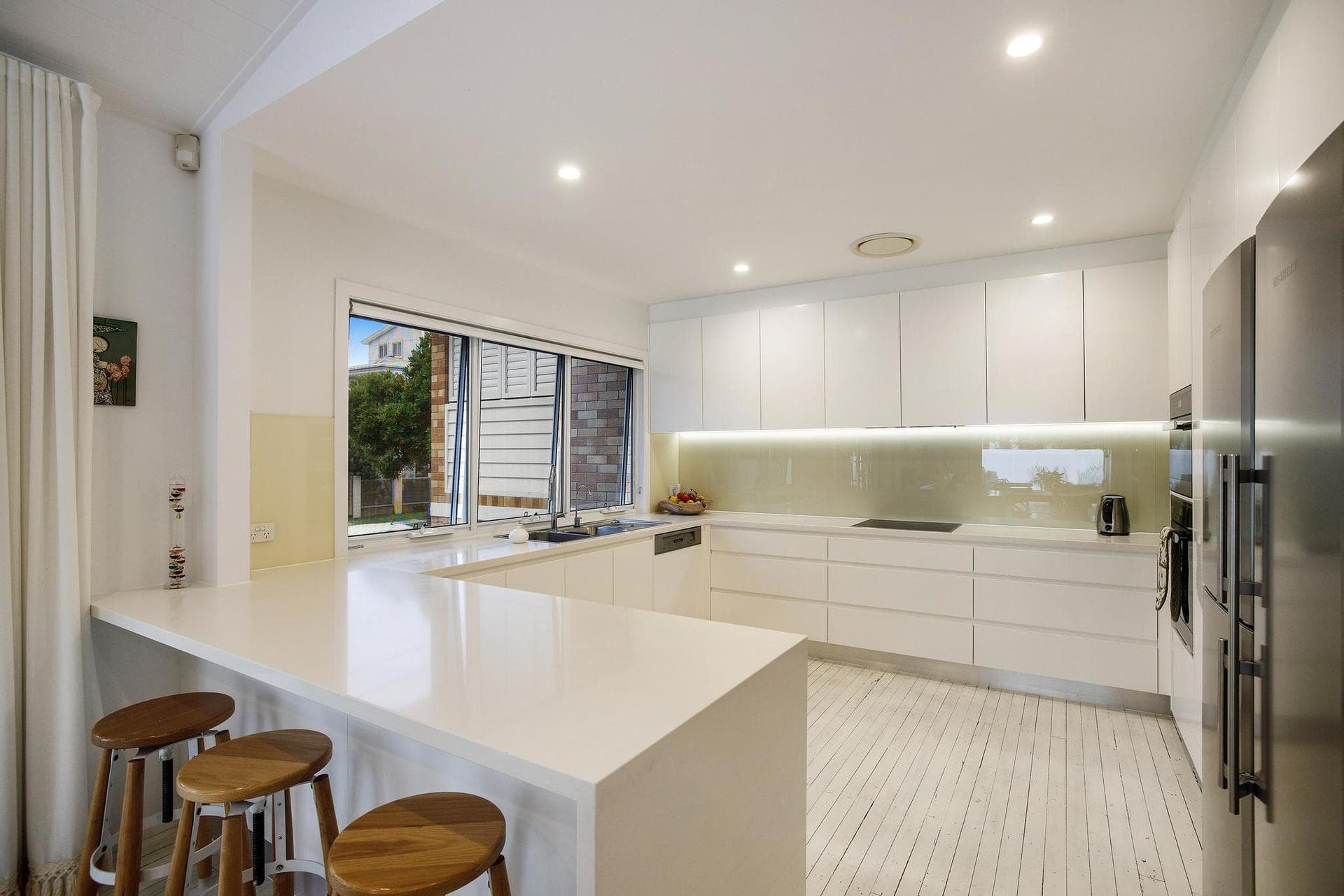 12 Wave Street, Mermaid Beach, QLD, 4218, Mermaid Beach - Thumbnail 5