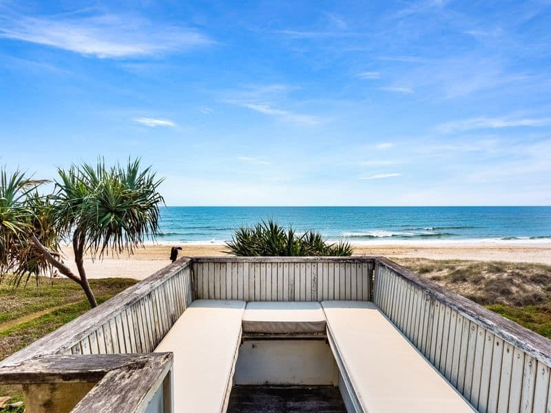 65 Hedges Avenue, Mermaid Beach, QLD, 4218, Mermaid Beach - Thumbnail 3