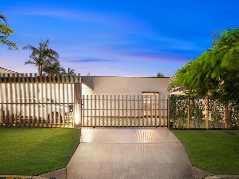 26 Gibraltar Drive, Isle Of Capri, QLD, 4217, Isle Of Capri - Image 1