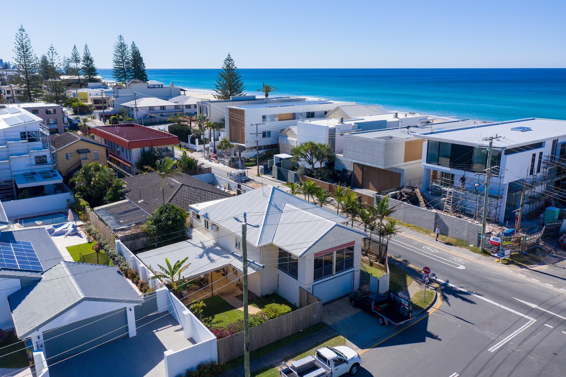 7 Venice Street, Mermaid Beach, QLD, 4218, Mermaid Beach - Thumbnail 8