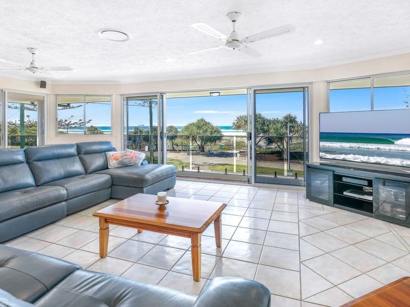 2/104 Pacific Parade, Bilinga, QLD, 4225, Bilinga - Thumbnail 3