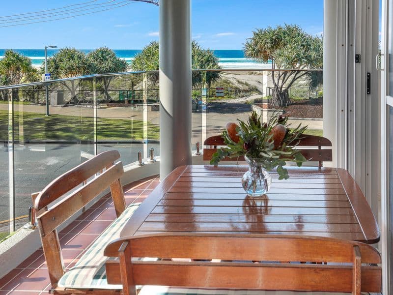2/104 Pacific Parade, Bilinga, QLD, 4225, Bilinga - Thumbnail 4